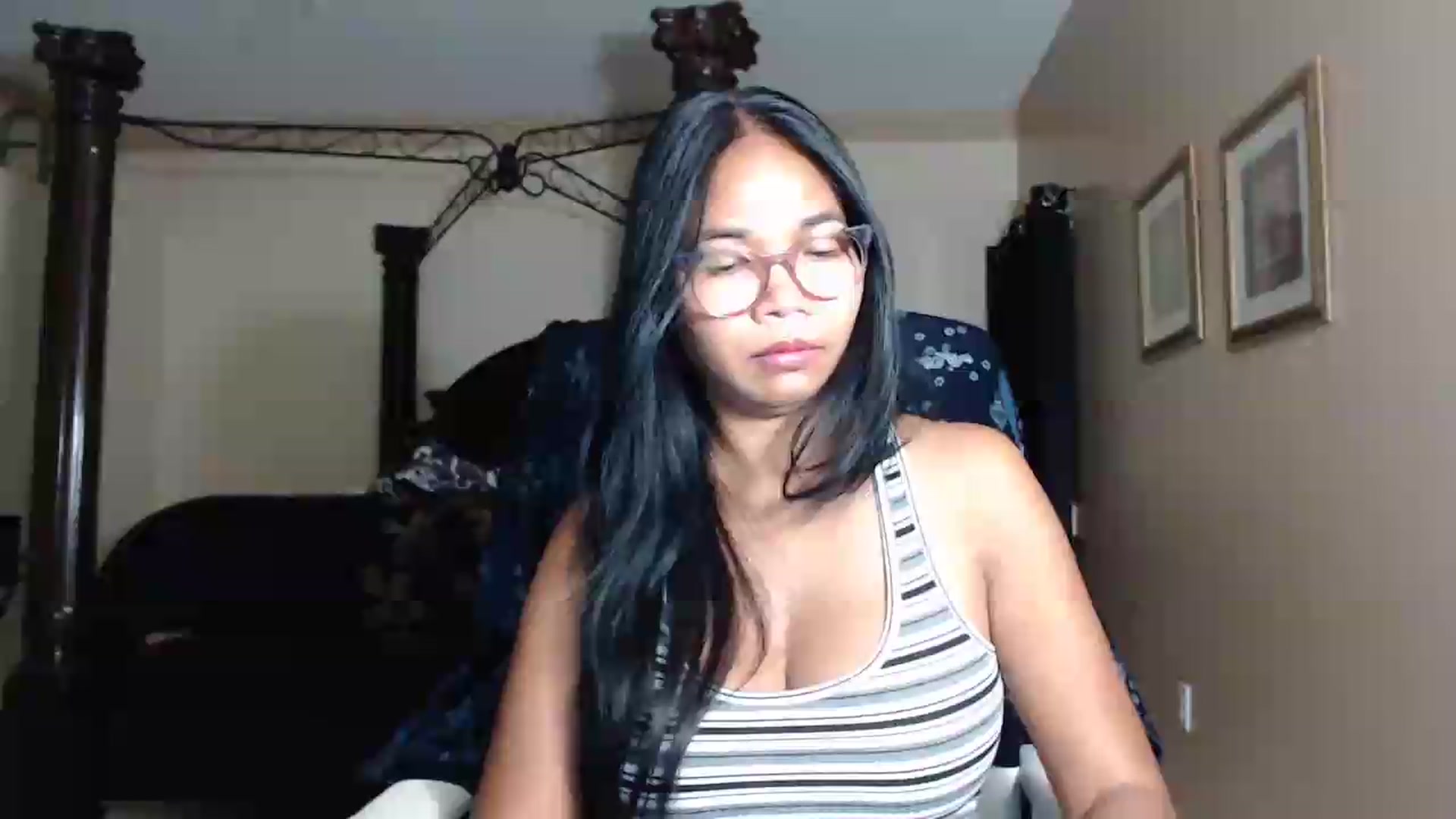 Gallery image thumbnail from Littlekai2030's myfreecams stream on, 05/26/2026, 03:33 image 5 of 20