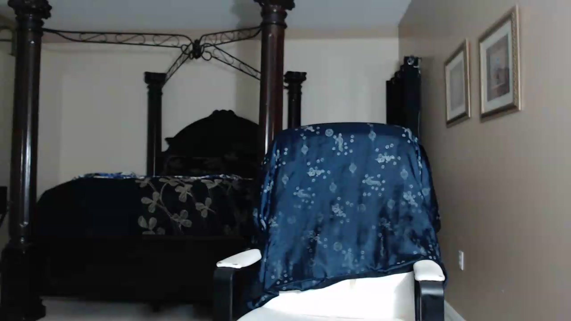 Gallery image thumbnail from Littlekai2030's myfreecams stream on, 05/27/2026, 03:46 image 12 of 20