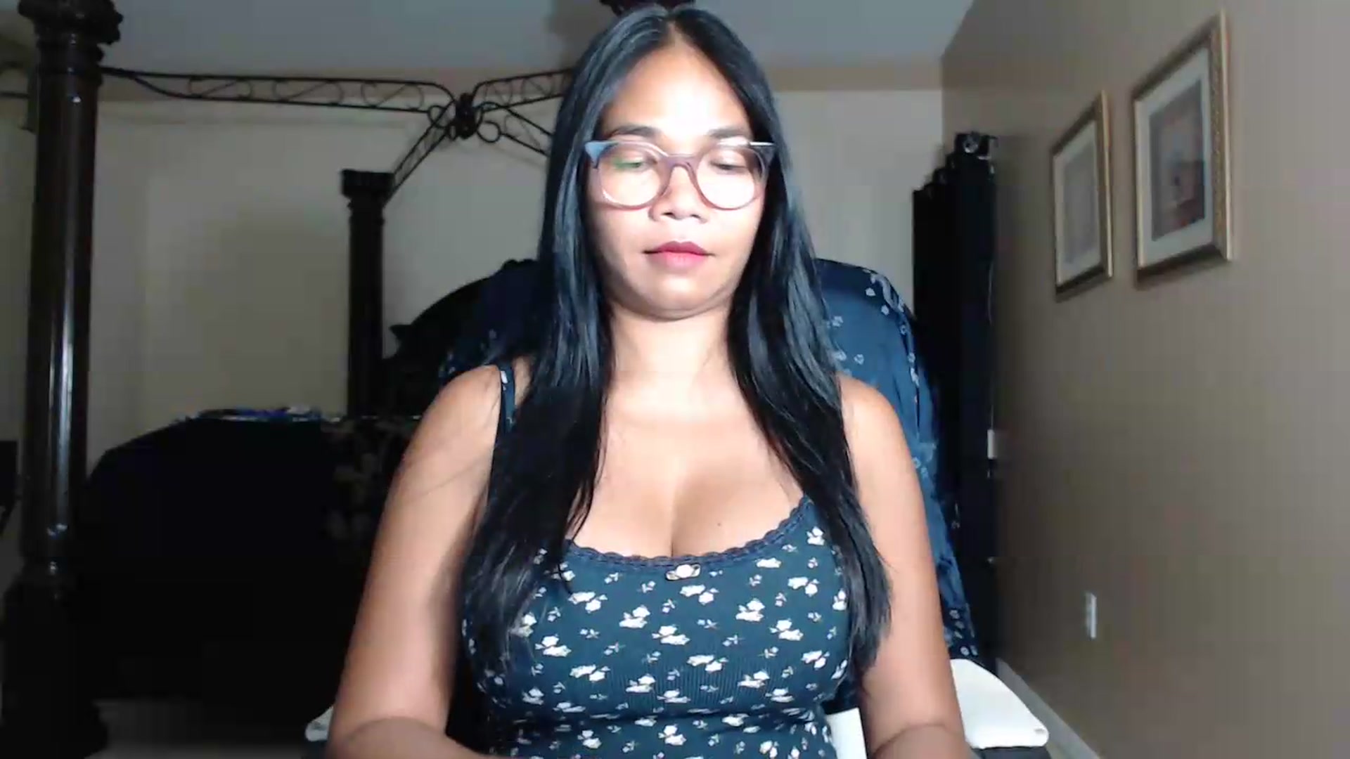 Gallery image thumbnail from Littlekai2030's myfreecams stream on, 05/27/2026, 03:46 image 10 of 20