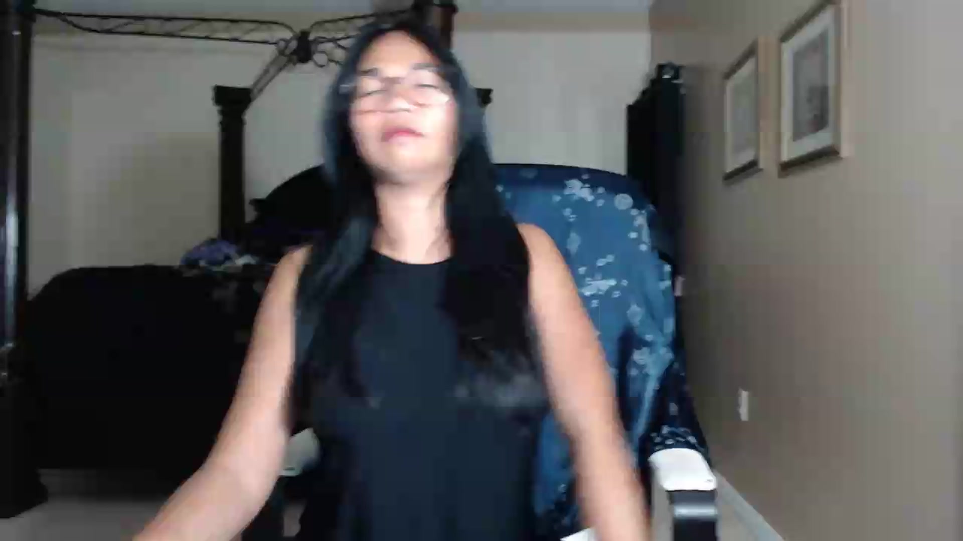 Gallery image thumbnail from Littlekai2030's myfreecams stream on, 05/28/2026, 03:20 image 16 of 20