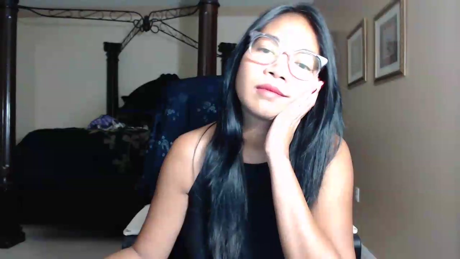 Gallery image thumbnail from Littlekai2030's myfreecams stream on, 05/28/2026, 03:20 image 8 of 20
