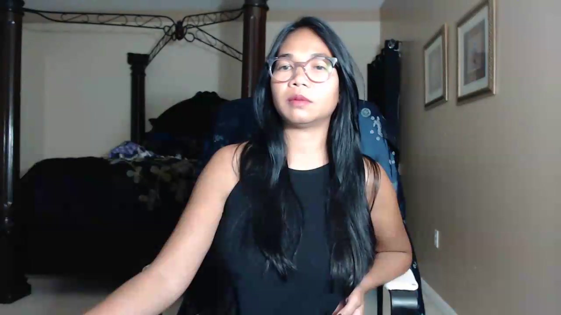 Gallery image thumbnail from Littlekai2030's myfreecams stream on, 05/28/2026, 03:20 image 9 of 20