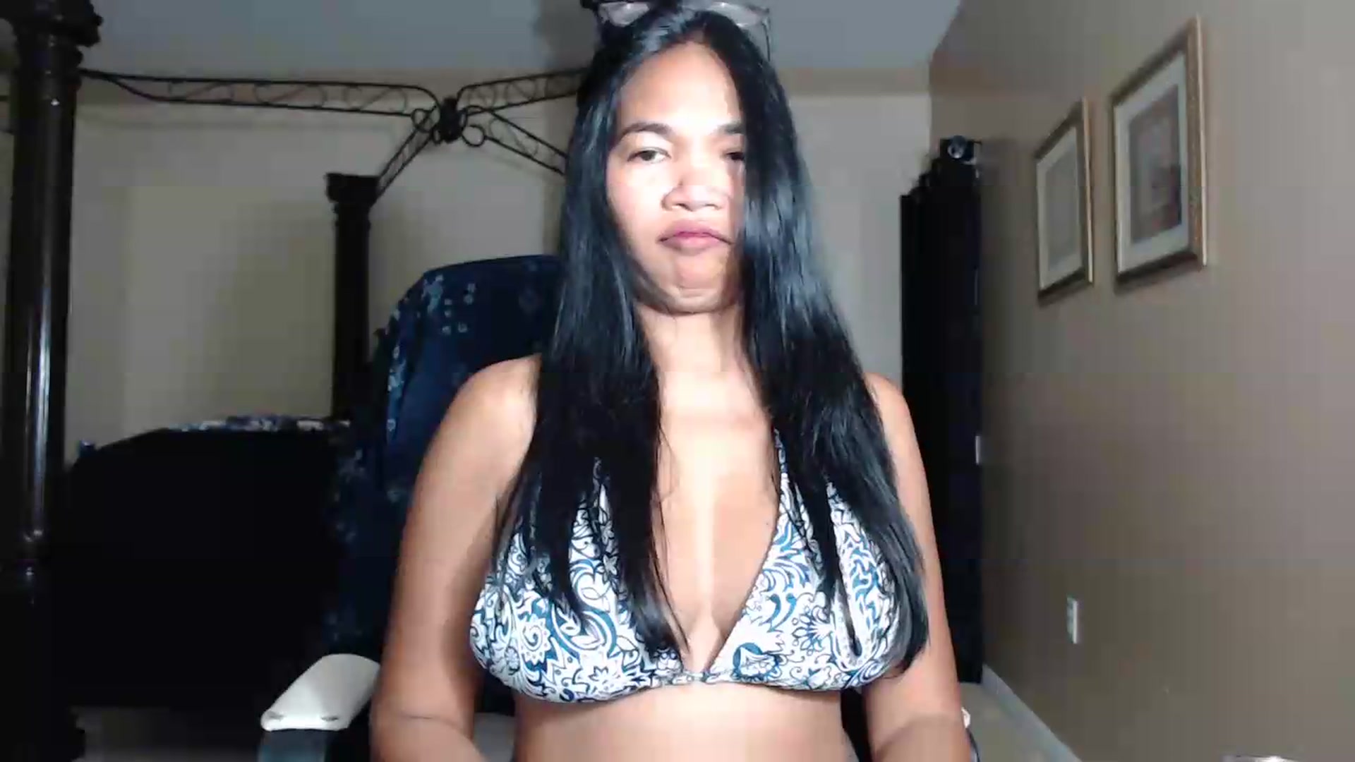 Gallery image thumbnail from Littlekai2030's myfreecams stream on, 05/30/2026, 03:35 image 14 of 20