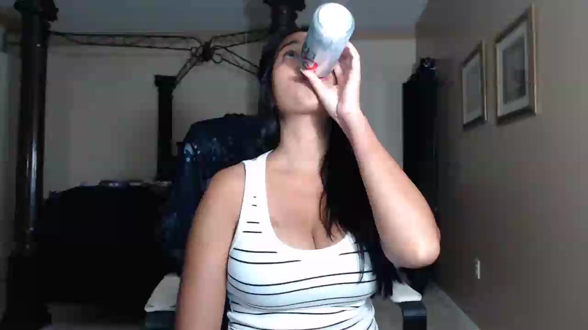 Gallery image thumbnail from Littlekai2030's myfreecams stream on, 05/31/2026, 03:48 image 15 of 20