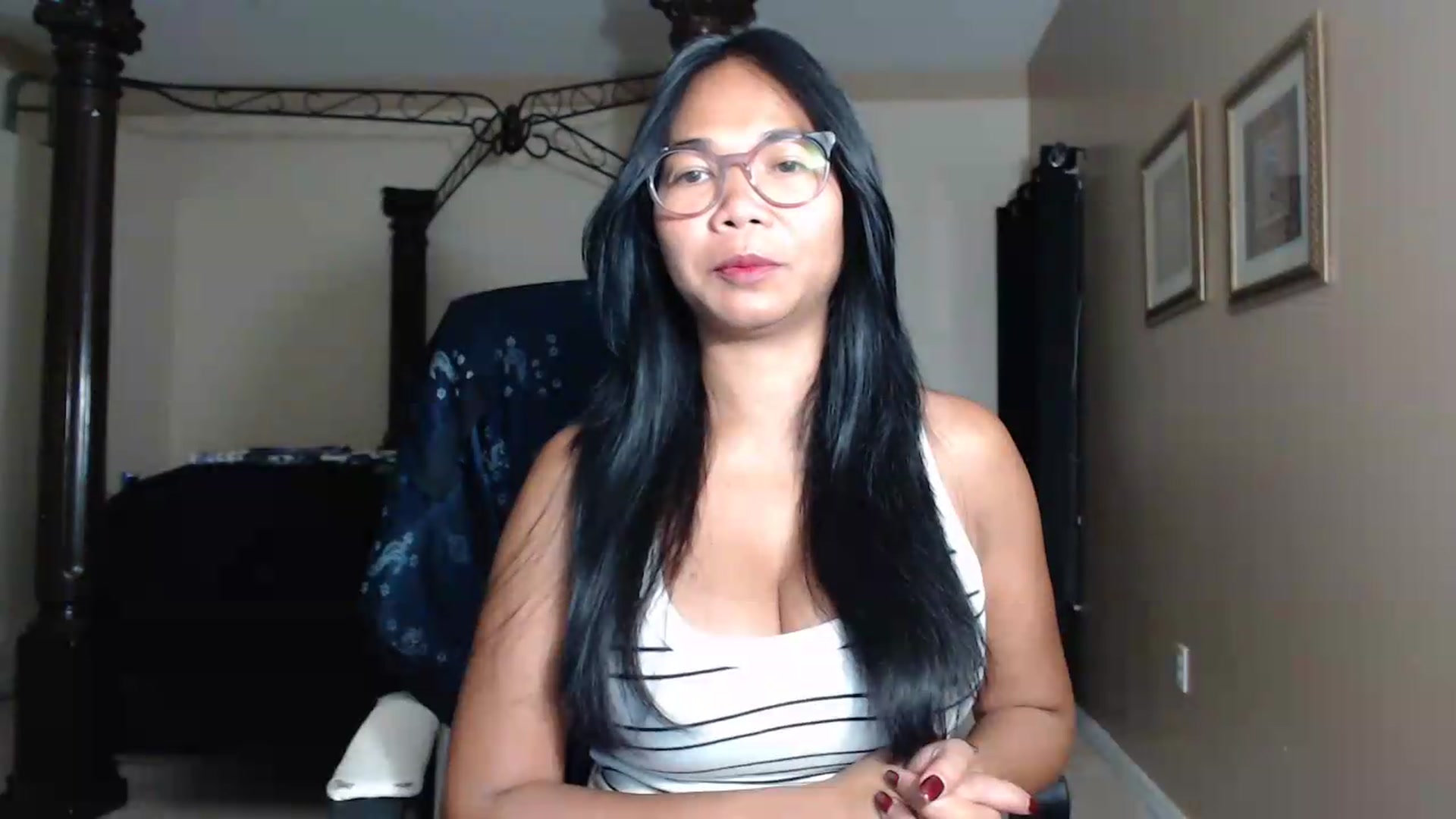 Gallery image thumbnail from Littlekai2030's myfreecams stream on, 05/31/2026, 03:48 image 11 of 20