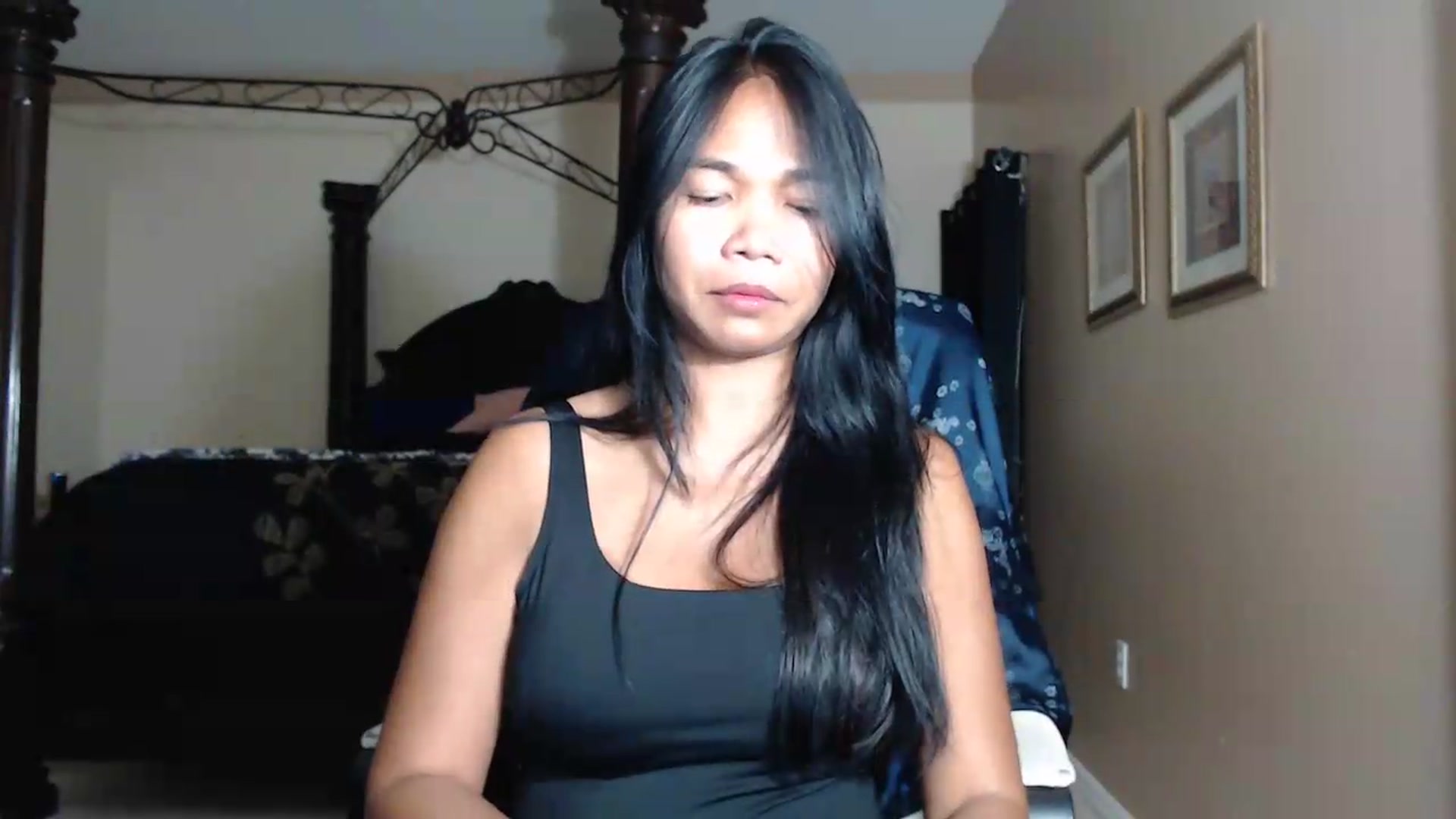 Gallery image thumbnail from Littlekai2030's myfreecams stream on, 06/01/2026, 01:05 image 17 of 20