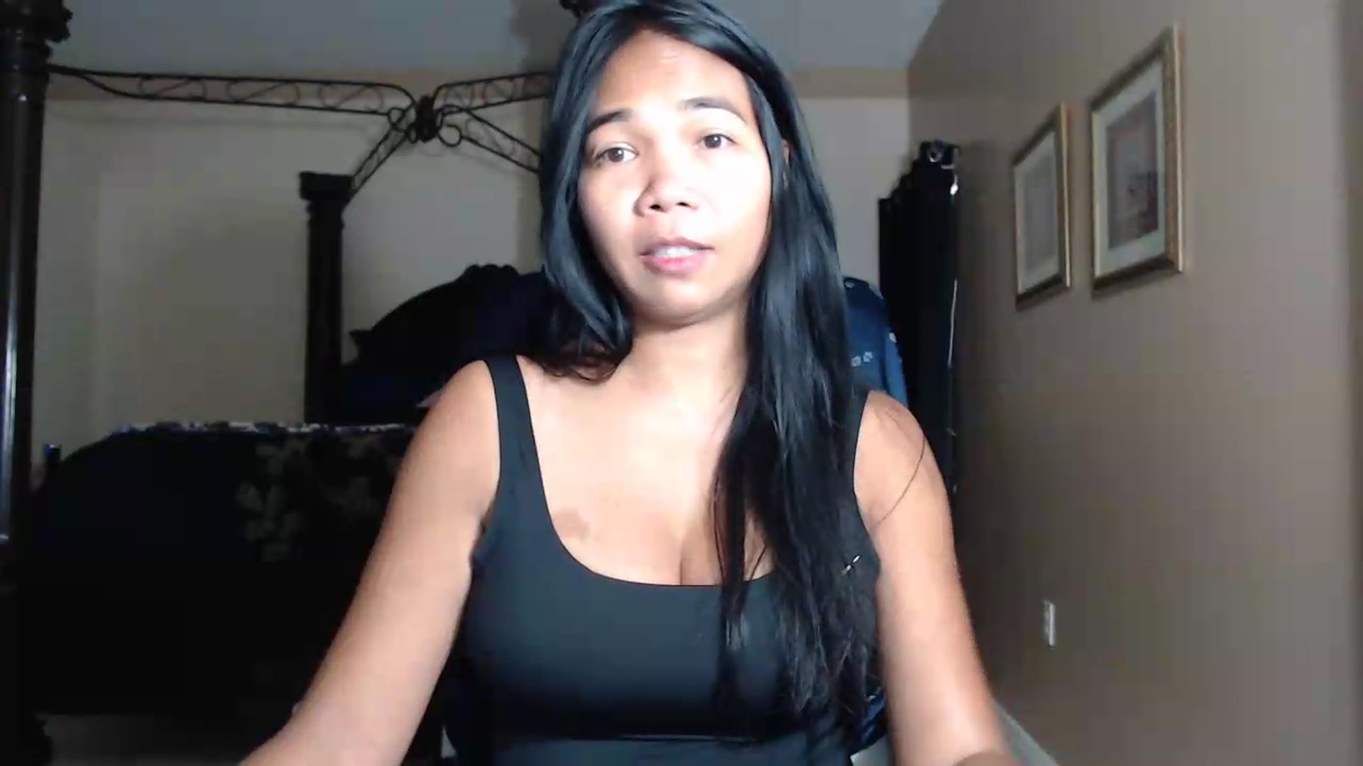 Gallery image thumbnail from Littlekai2030's myfreecams stream on, 06/01/2026, 01:05 image 10 of 20