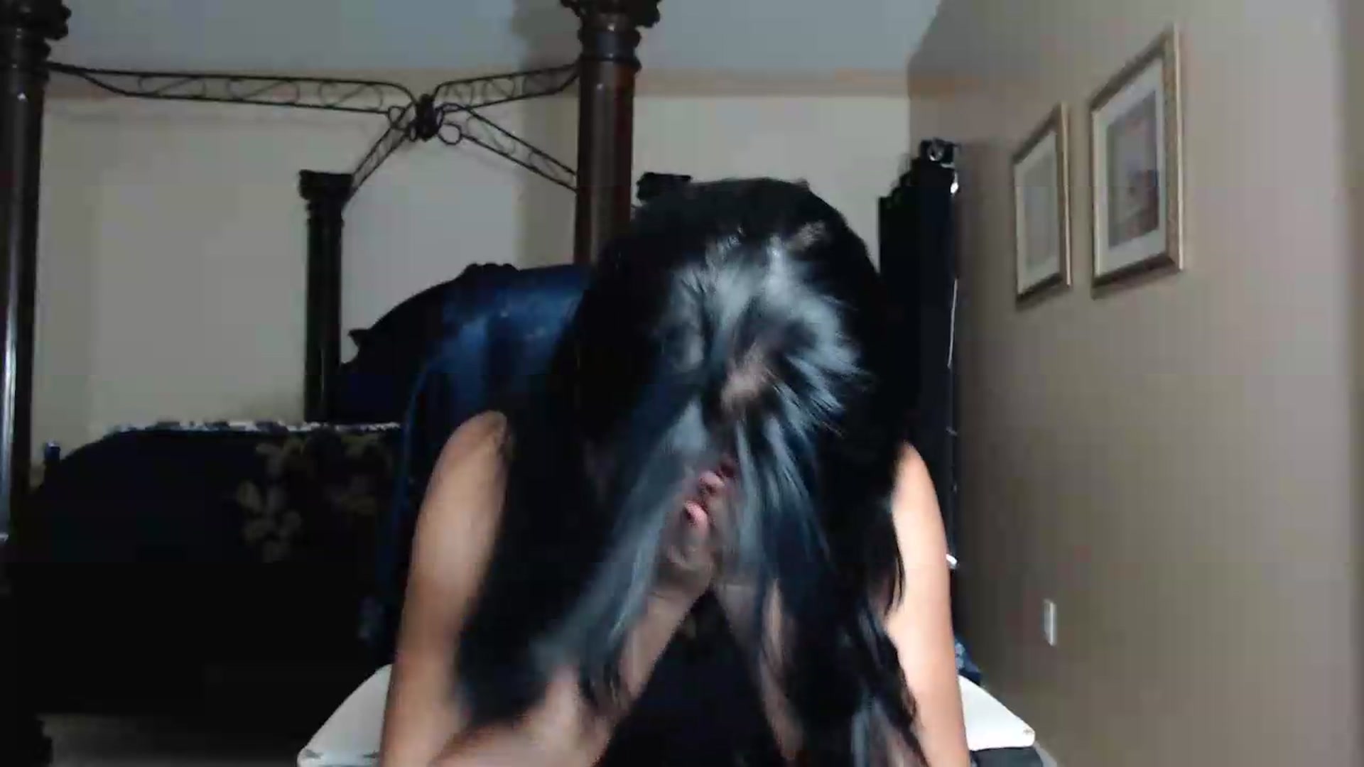 Gallery image thumbnail from Littlekai2030's myfreecams stream on, 06/01/2026, 01:05 image 9 of 20