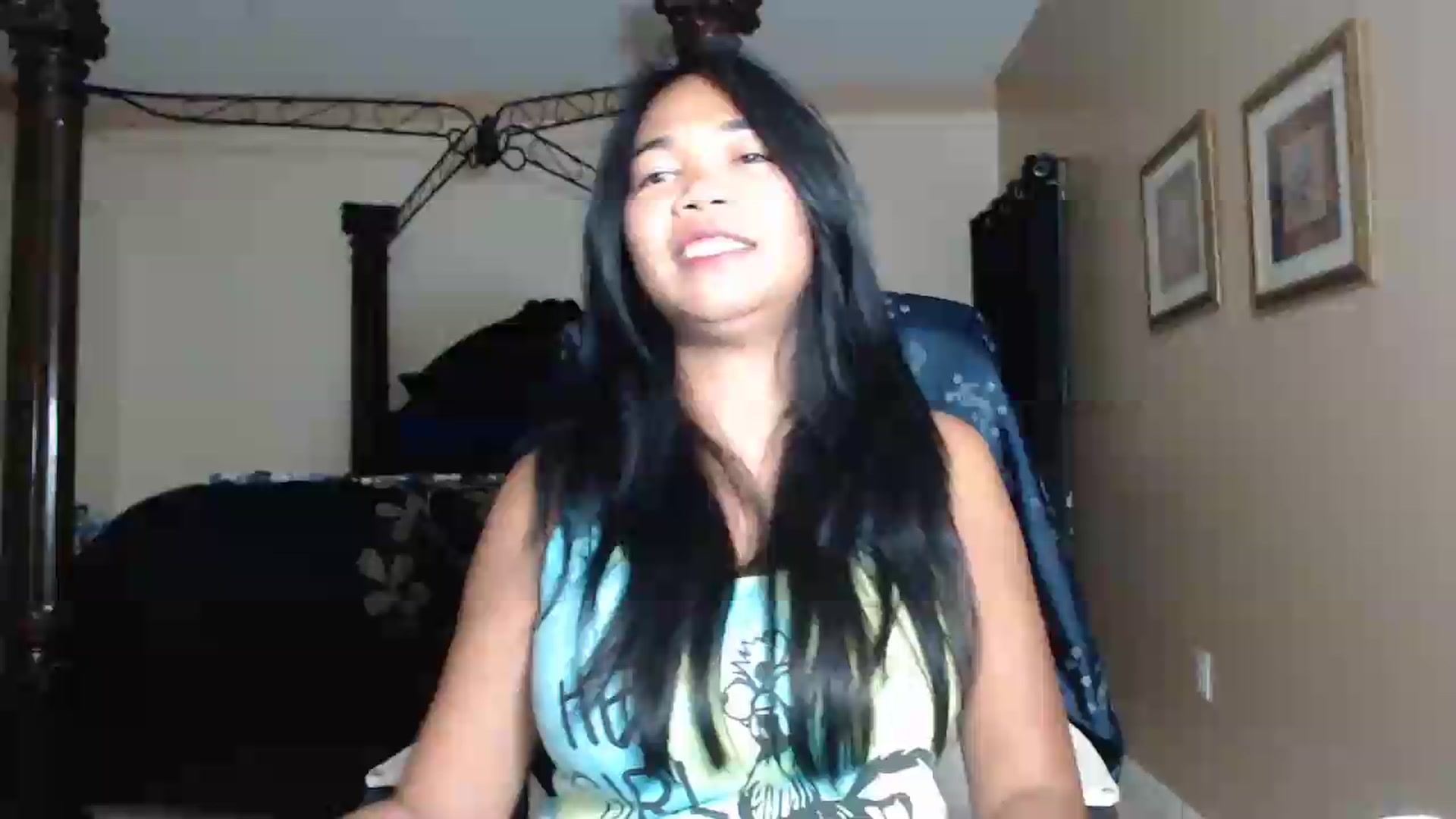 Gallery image thumbnail from Littlekai2030's myfreecams stream on, 06/05/2026, 04:17 image 16 of 20