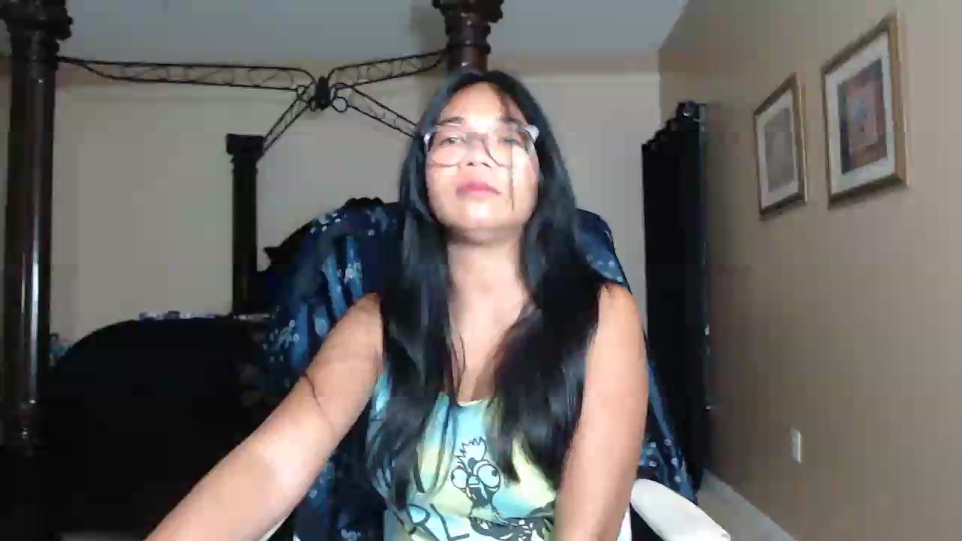Gallery image thumbnail from Littlekai2030's myfreecams stream on, 06/05/2026, 04:17 image 1 of 20