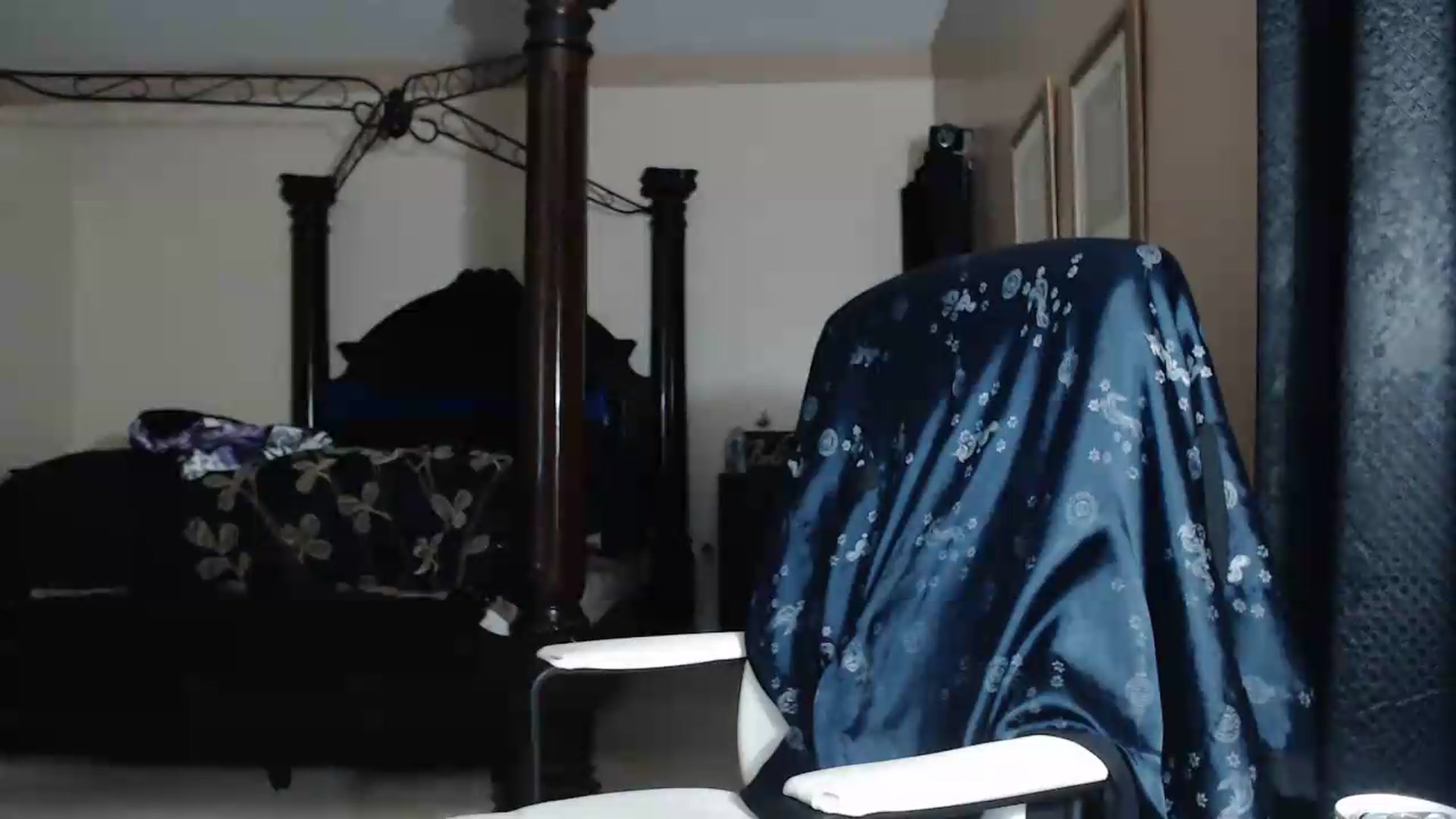 Gallery image thumbnail from Littlekai2030's myfreecams stream on, 06/07/2026, 02:39 image 8 of 20