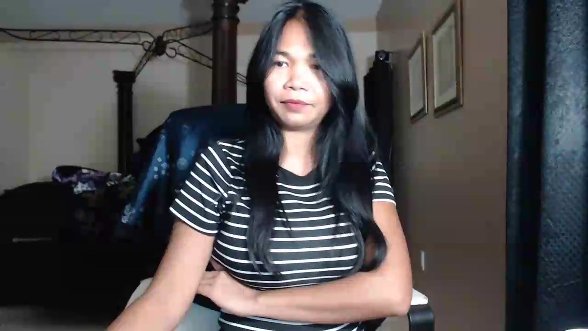 Gallery image thumbnail from Littlekai2030's myfreecams stream on, 06/07/2026, 02:39 image 10 of 20