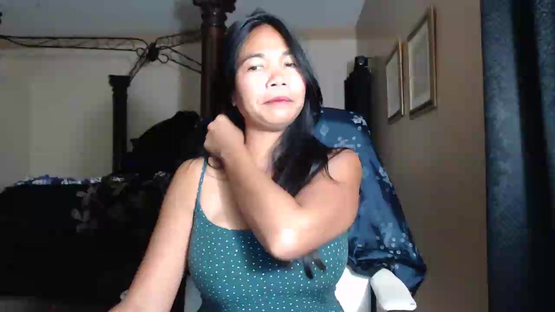Gallery image thumbnail from Littlekai2030's myfreecams stream on, 06/08/2026, 01:24 image 1 of 20