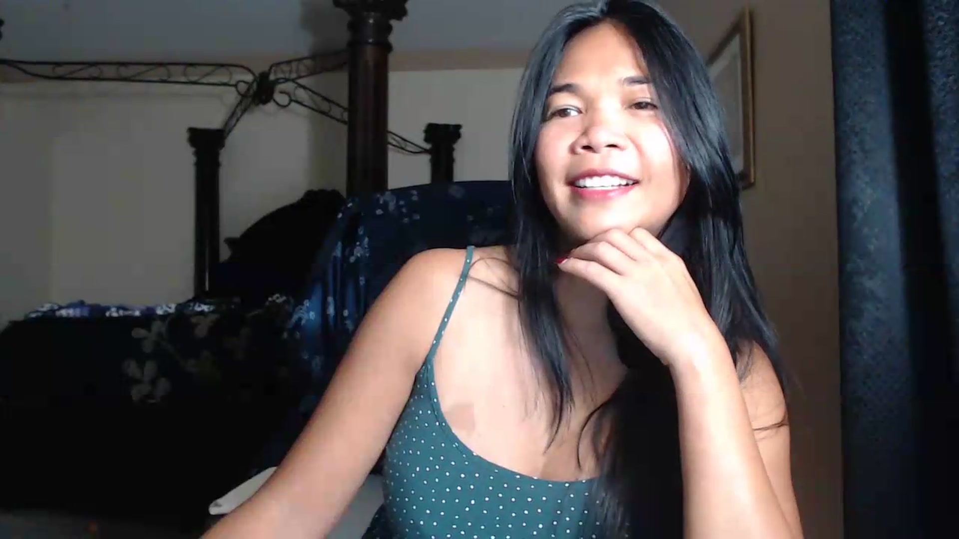 Gallery image thumbnail from Littlekai2030's myfreecams stream on, 06/08/2026, 01:24 image 2 of 20