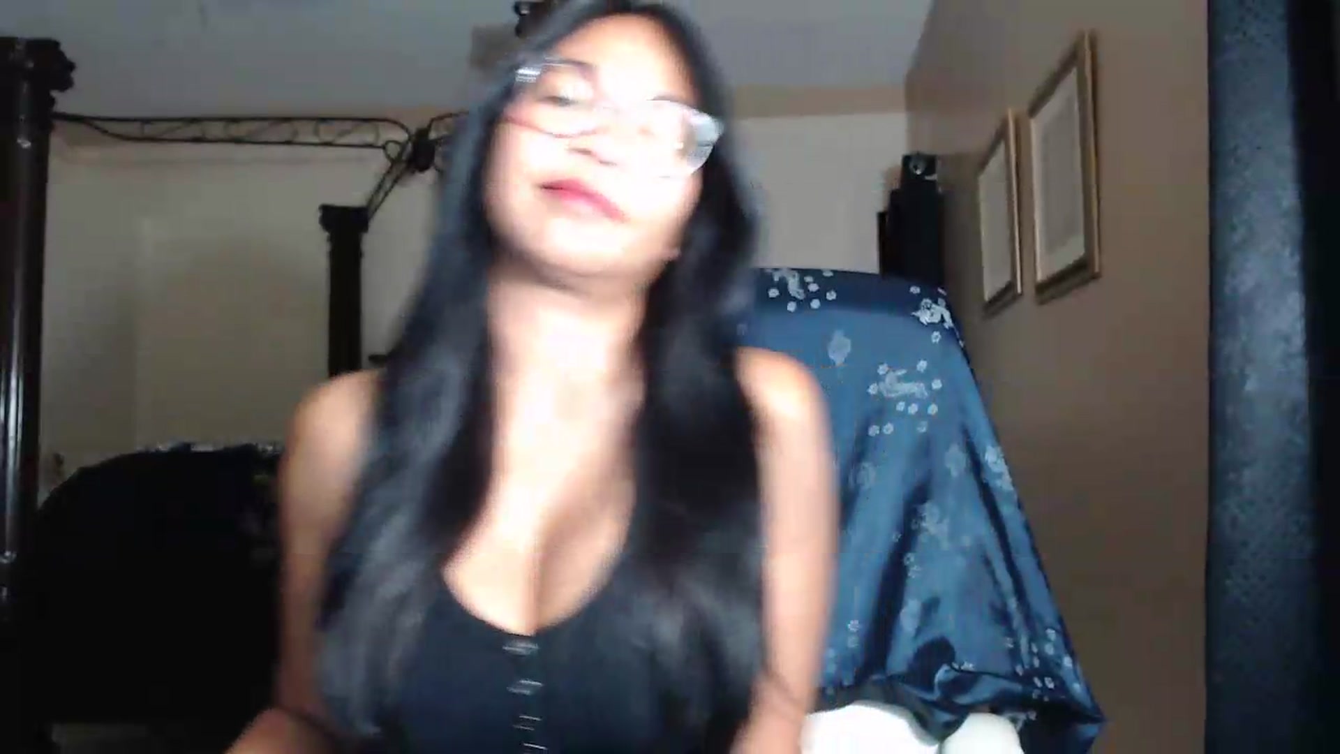 Gallery image thumbnail from Littlekai2030's myfreecams stream on, 06/10/2026, 03:36 image 6 of 20