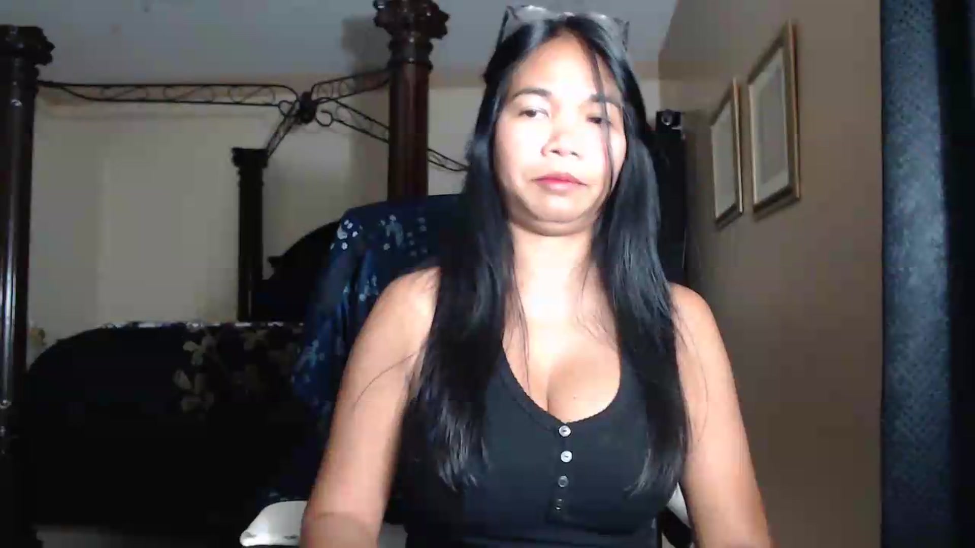 Gallery image thumbnail from Littlekai2030's myfreecams stream on, 06/10/2026, 03:36 image 12 of 20