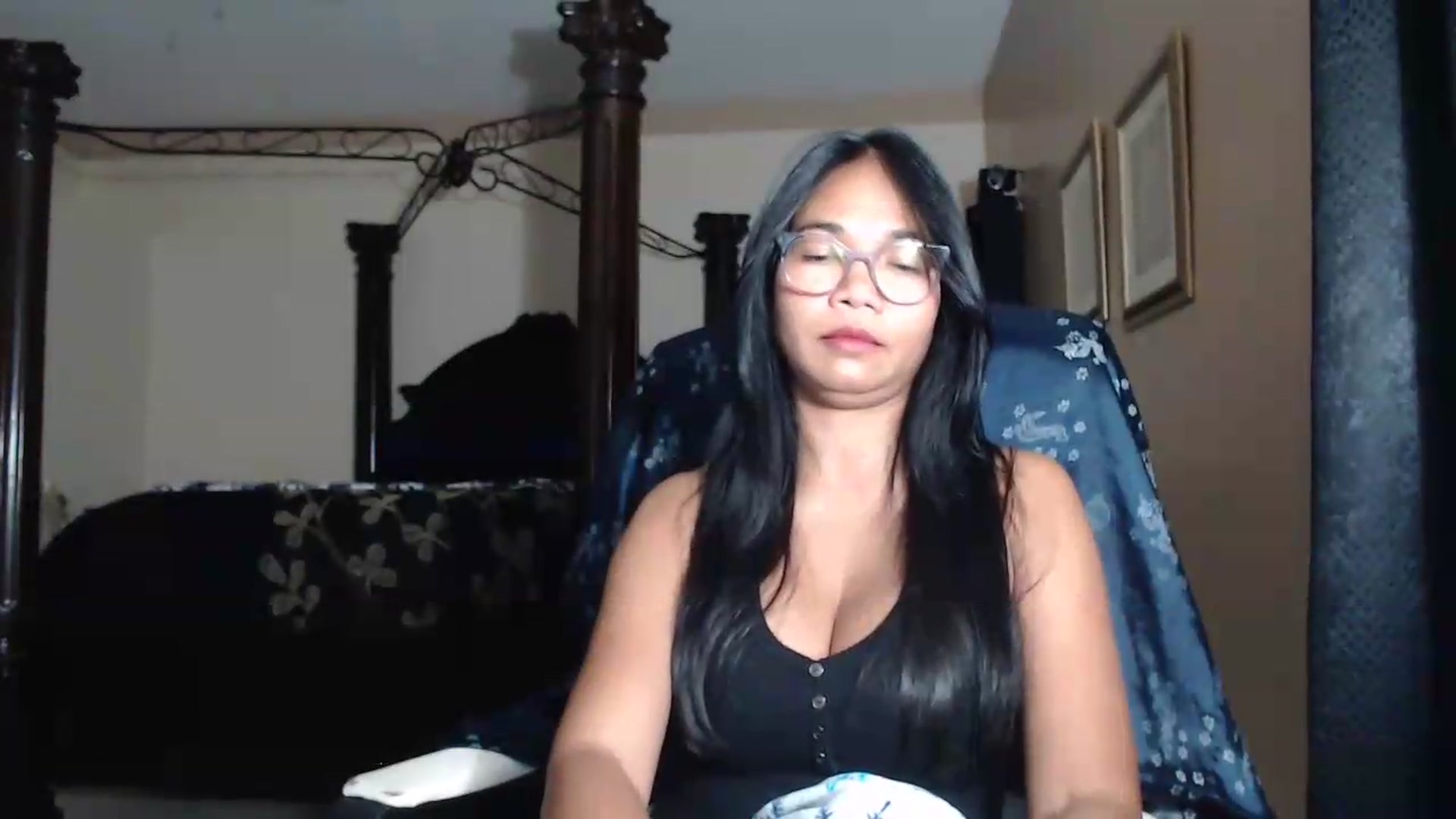 Gallery image thumbnail from Littlekai2030's myfreecams stream on, 06/10/2026, 03:36 image 7 of 20