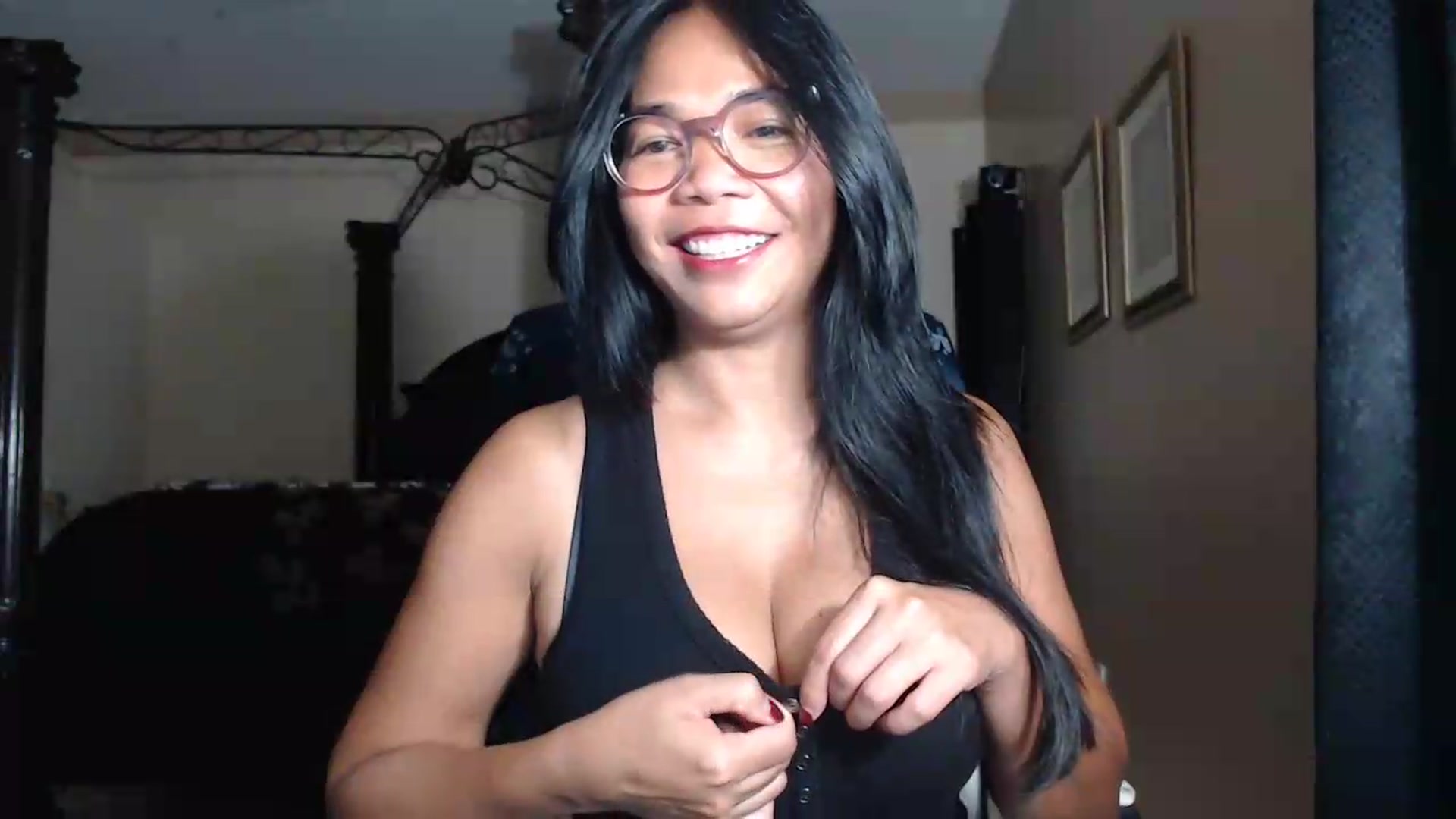 Gallery image thumbnail from Littlekai2030's myfreecams stream on, 06/10/2026, 03:36 image 10 of 20