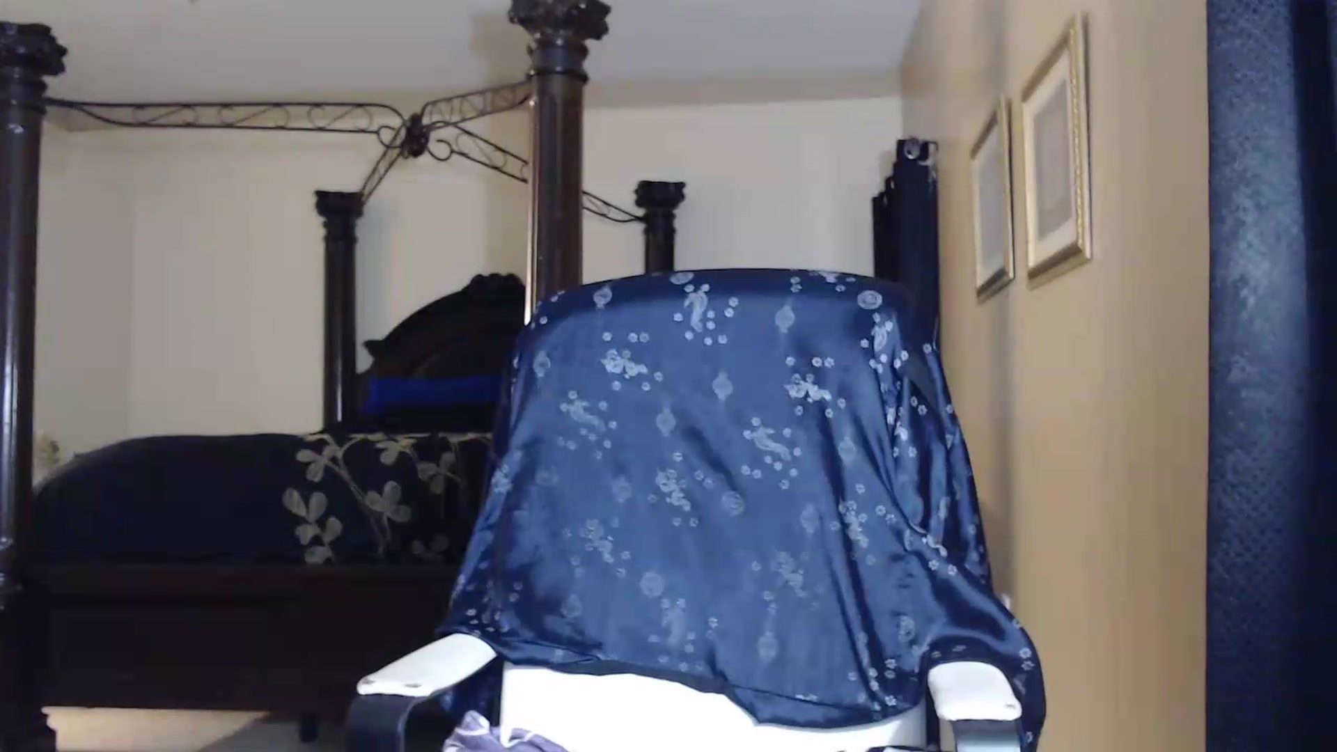 Gallery image thumbnail from Littlekai2030's myfreecams stream on, 06/12/2026, 04:49 image 3 of 20