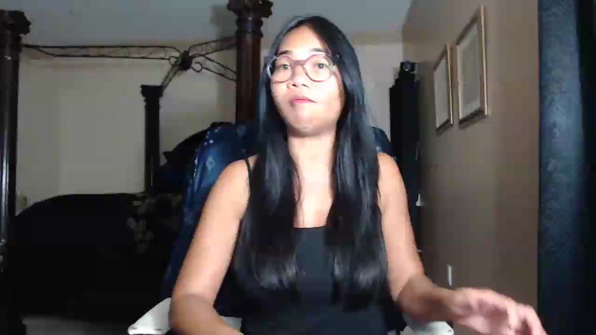 Gallery image thumbnail from Littlekai2030's myfreecams stream on, 06/12/2026, 04:49 image 4 of 20