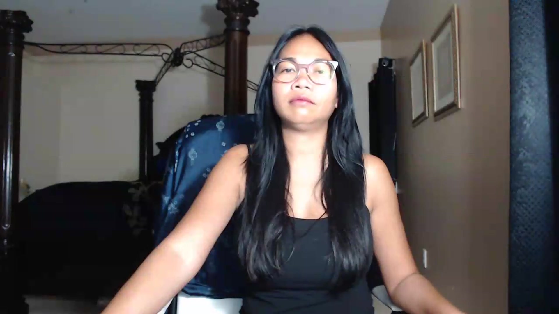 Gallery image thumbnail from Littlekai2030's myfreecams stream on, 06/12/2026, 04:49 image 11 of 20