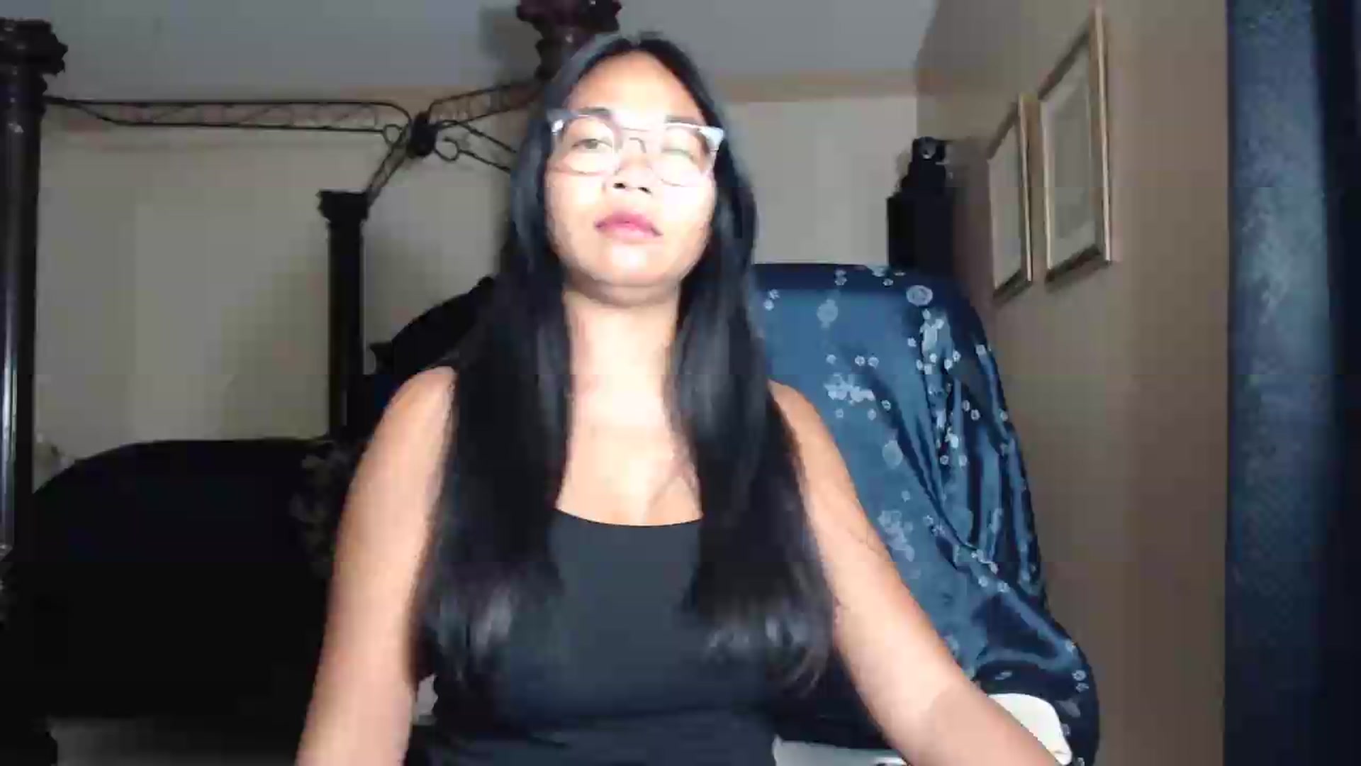 Gallery image thumbnail from Littlekai2030's myfreecams stream on, 06/12/2026, 04:49 image 1 of 20