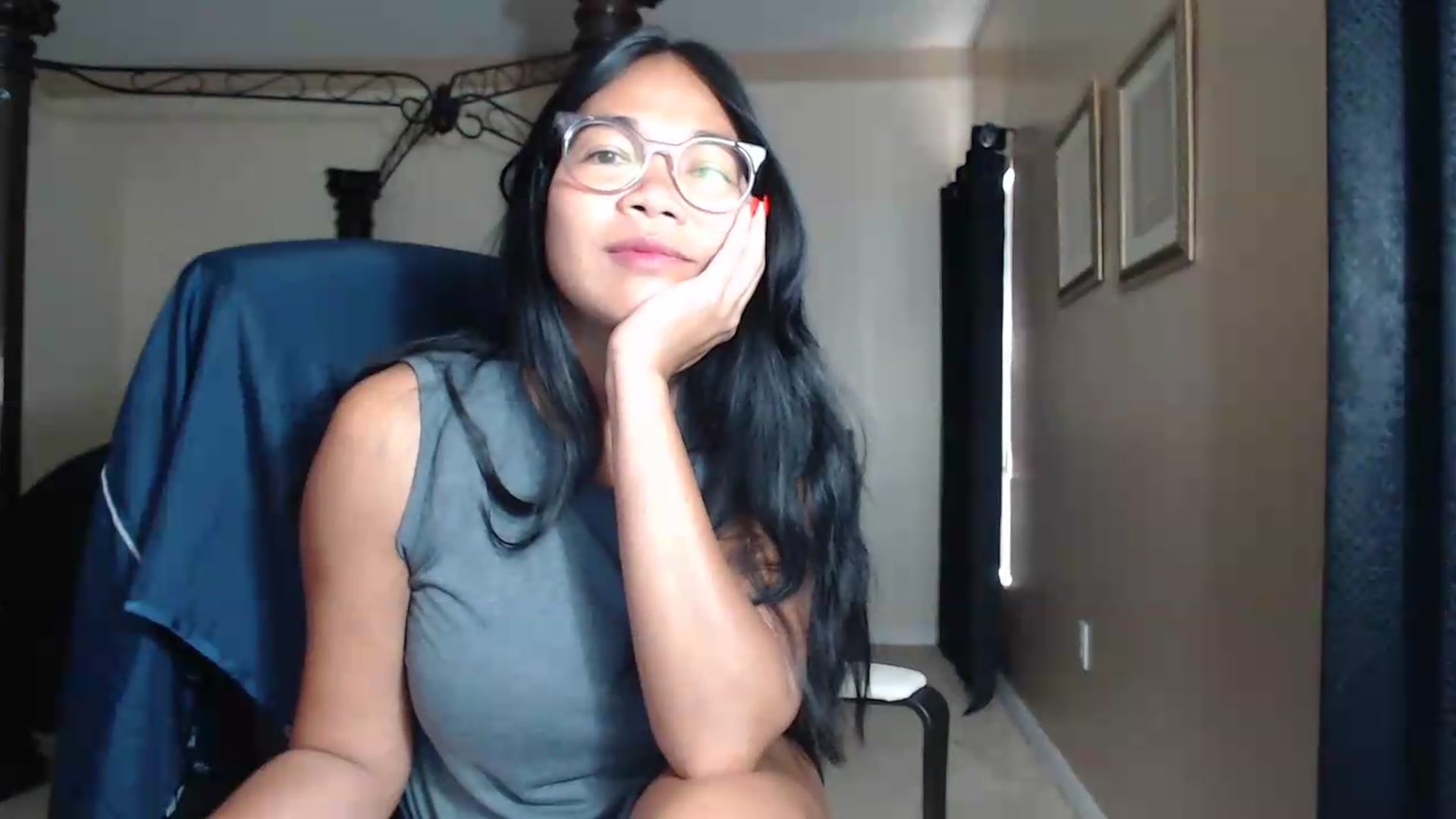 Gallery image thumbnail from Littlekai2030's myfreecams stream on, 06/15/2026, 24:00 image 5 of 20