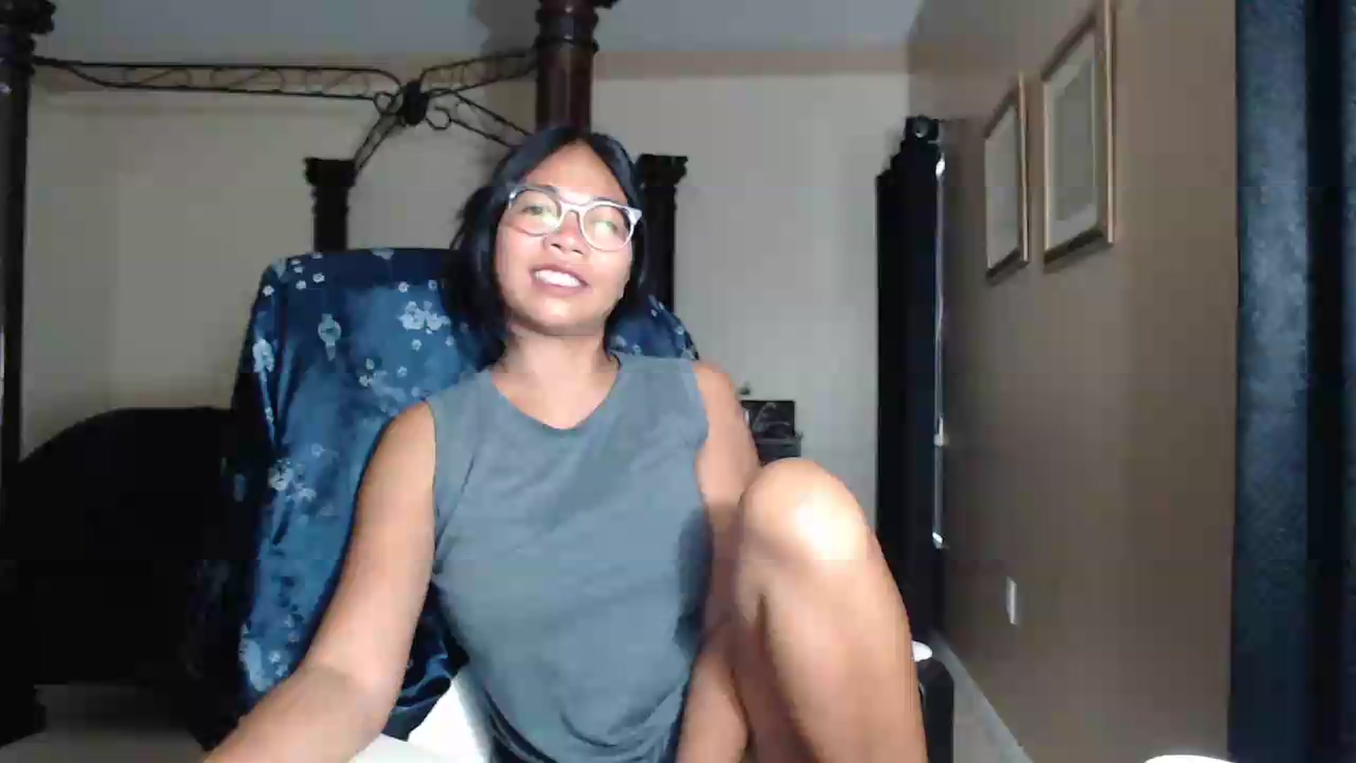 Gallery image thumbnail from Littlekai2030's myfreecams stream on, 06/15/2026, 03:21 image 1 of 20