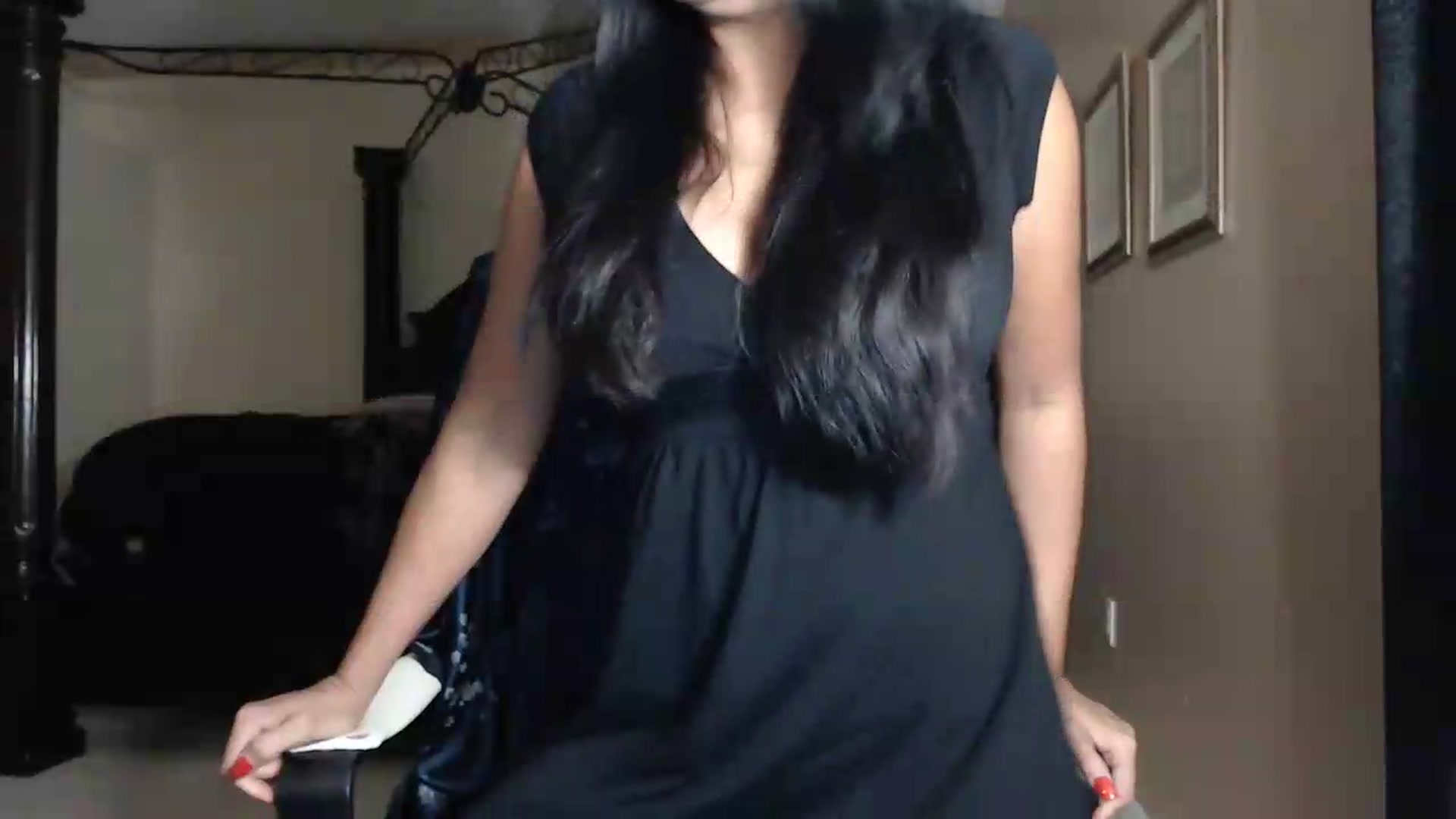 Gallery image thumbnail from Littlekai2030's myfreecams stream on, 06/19/2026, 24:01 image 4 of 20