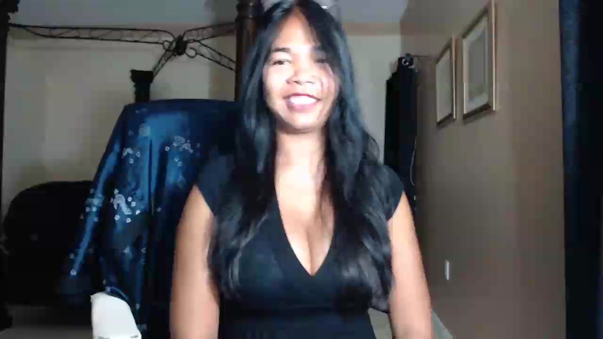 Gallery image thumbnail from Littlekai2030's myfreecams stream on, 06/19/2026, 02:38 image 3 of 20