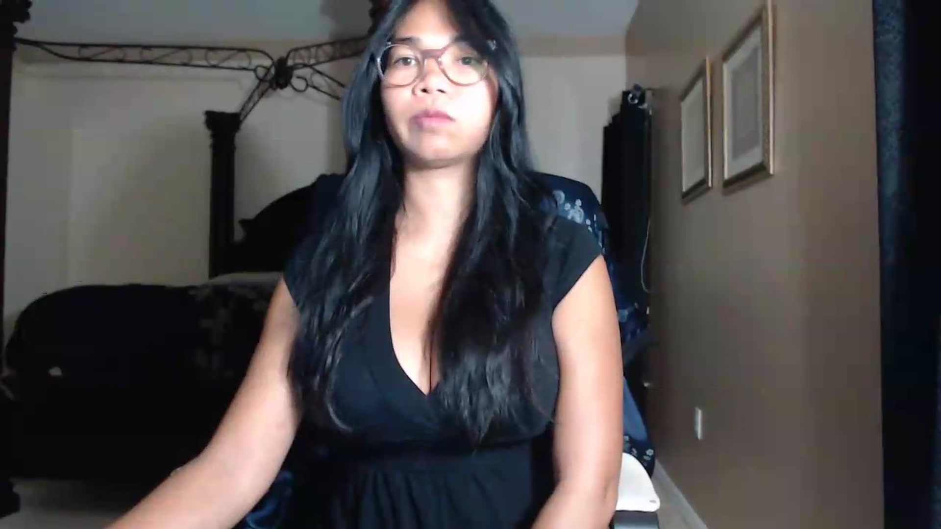 Gallery image thumbnail from Littlekai2030's myfreecams stream on, 06/19/2026, 02:38 image 6 of 20