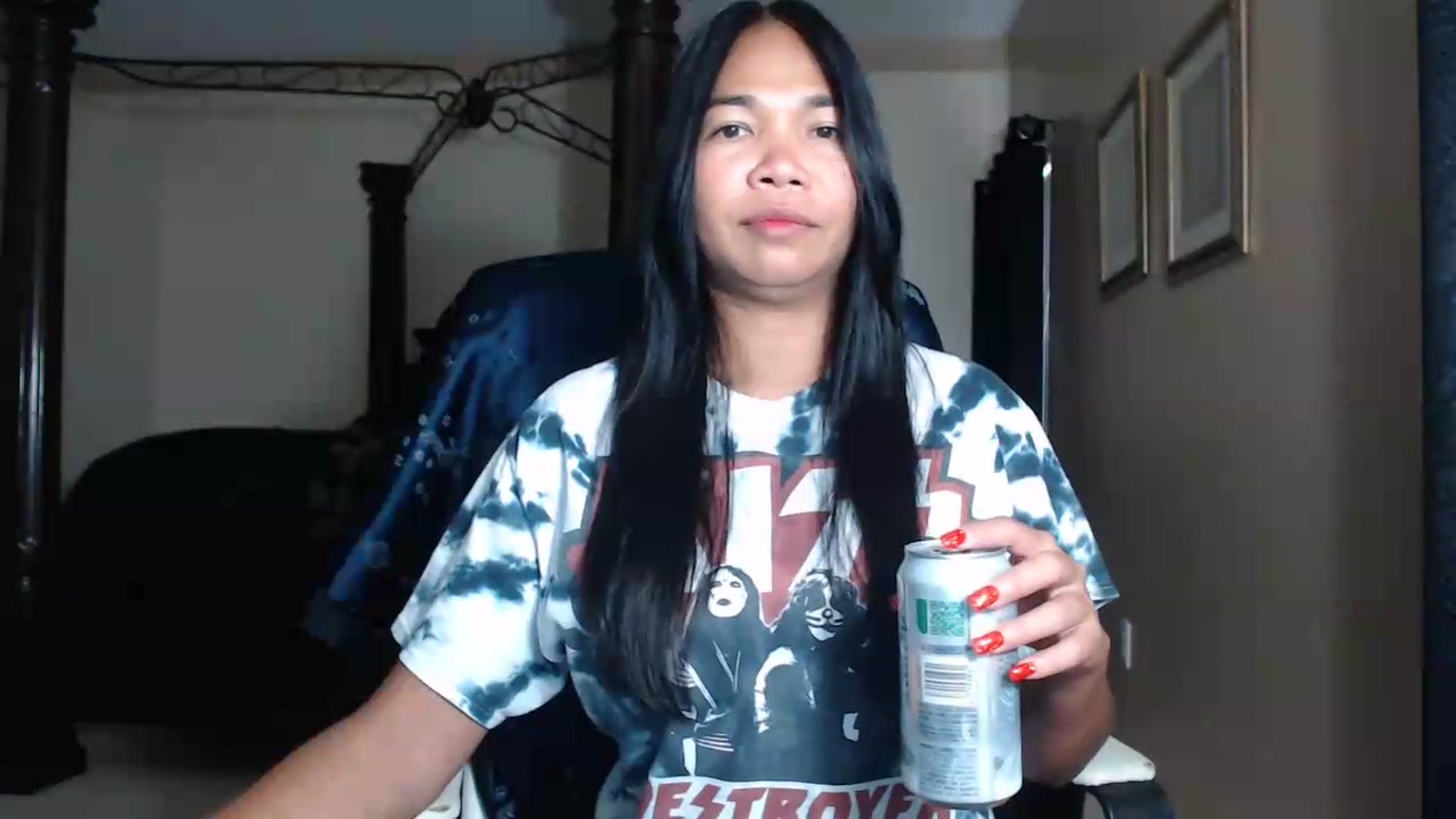 Gallery image thumbnail from Littlekai2030's myfreecams stream on, 06/21/2026, 24:18 image 2 of 20