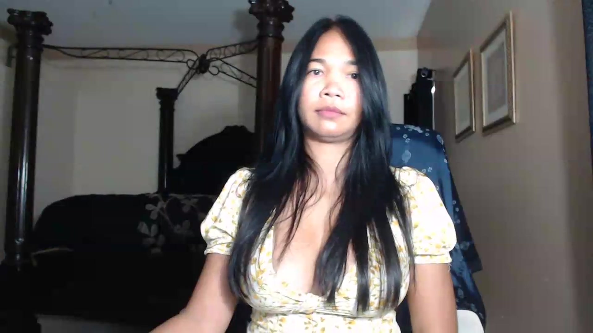 Gallery image thumbnail from Littlekai2030's myfreecams stream on, 06/22/2026, 24:53 image 12 of 20
