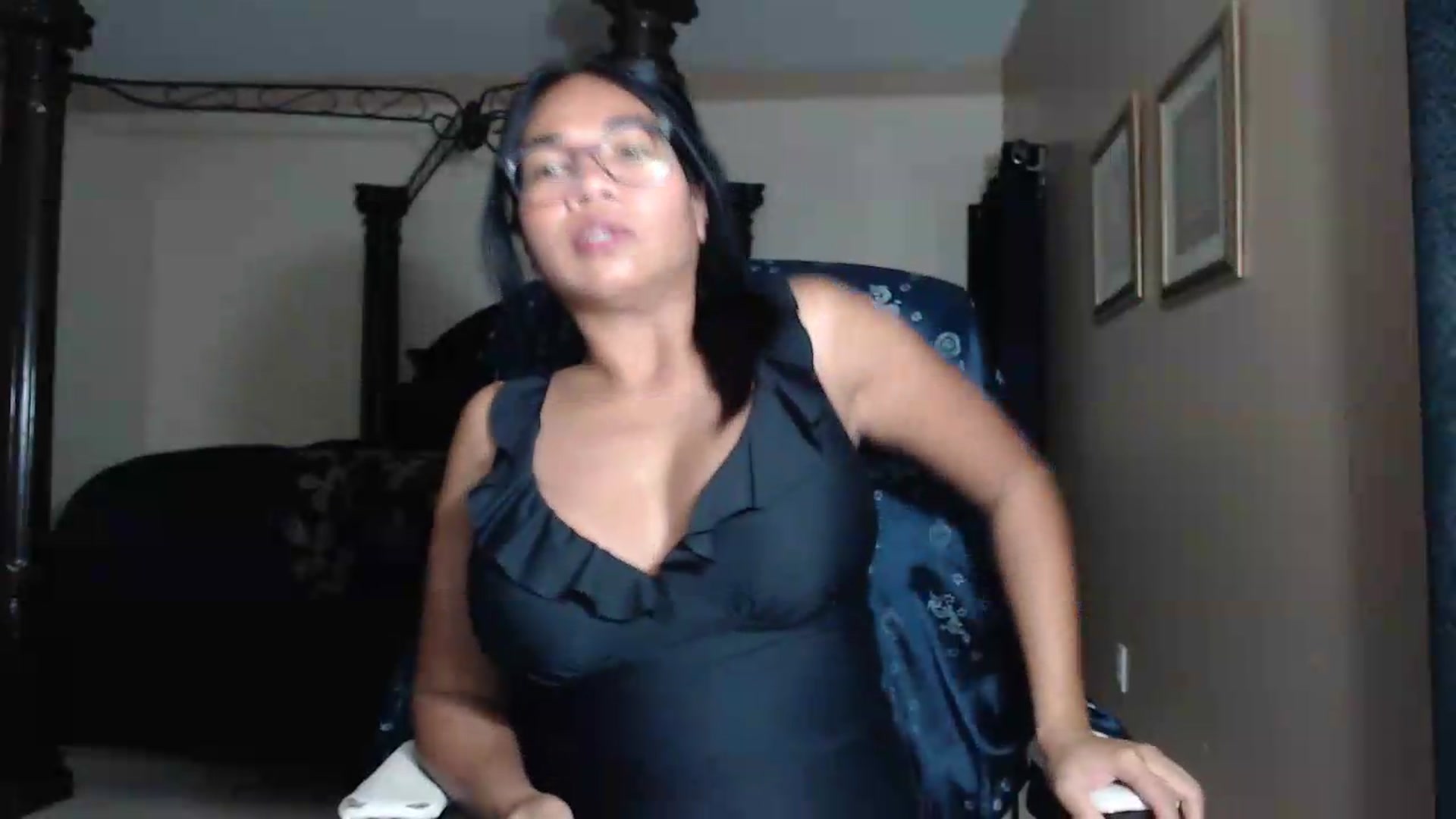 Gallery image thumbnail from Littlekai2030's myfreecams stream on, 06/23/2026, 04:18 image 4 of 20