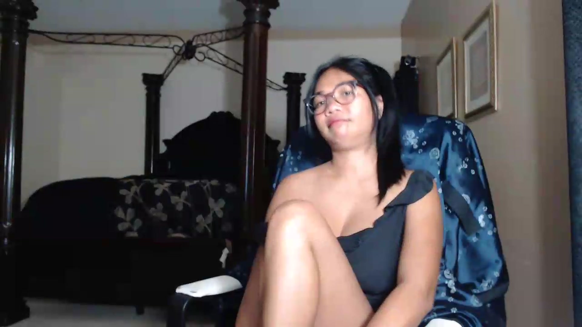 Gallery image thumbnail from Littlekai2030's myfreecams stream on, 06/23/2026, 04:18 image 12 of 20