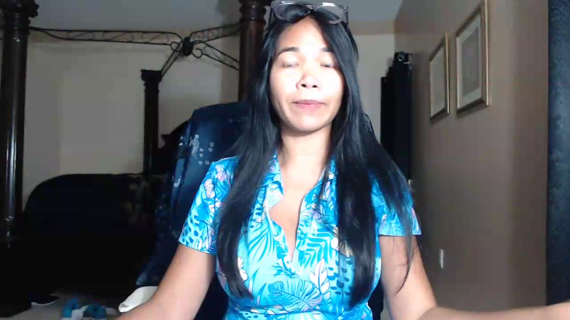 Gallery image thumbnail from Littlekai2030's myfreecams stream on, 06/24/2026, 03:24 image 10 of 20