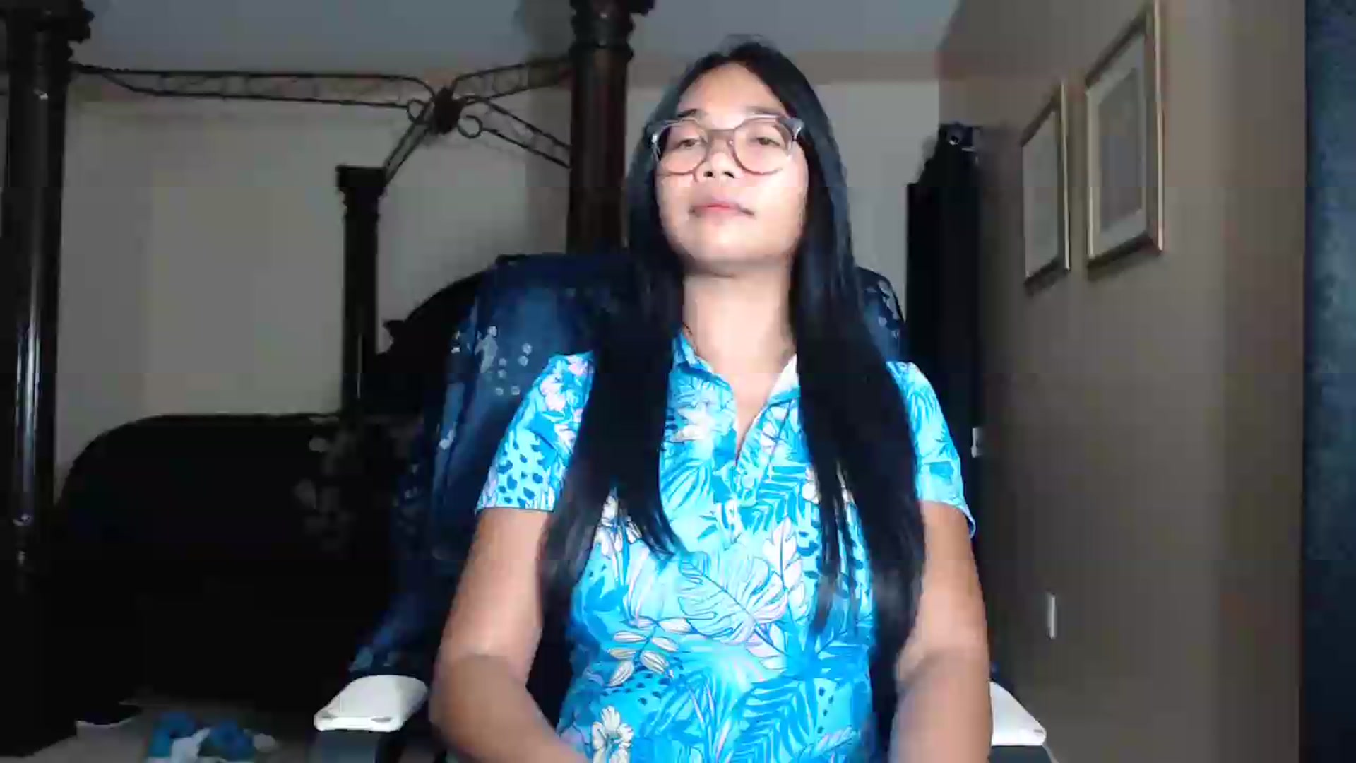 Gallery image thumbnail from Littlekai2030's myfreecams stream on, 06/24/2026, 03:24 image 14 of 20