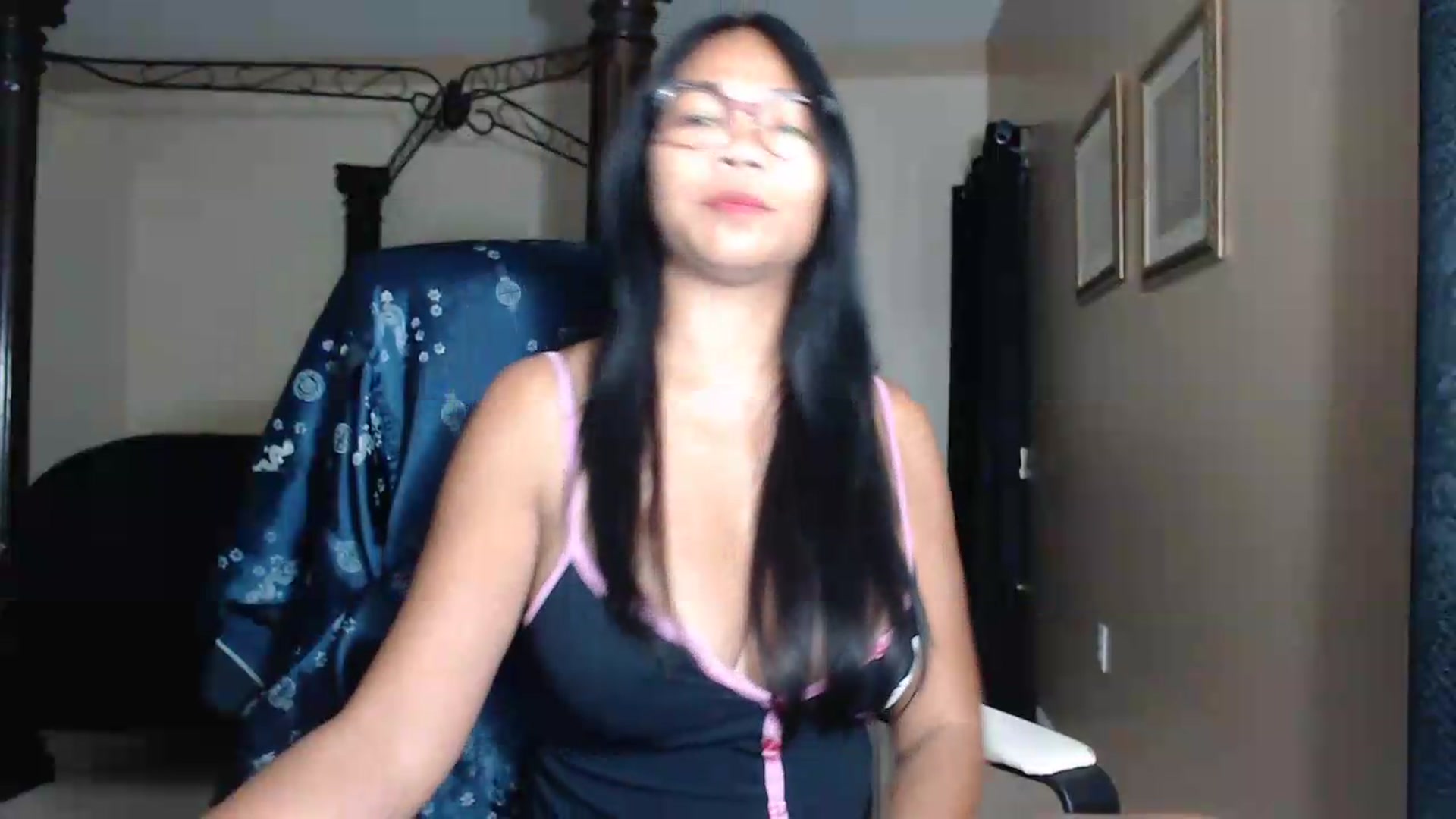 Gallery image thumbnail from Littlekai2030's myfreecams stream on, 06/25/2026, 02:46 image 3 of 20