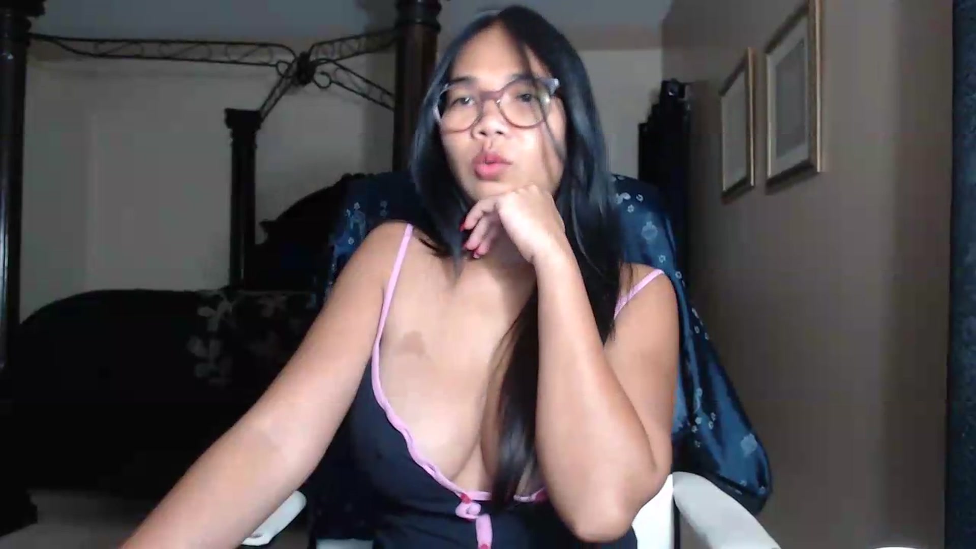 Gallery image thumbnail from Littlekai2030's myfreecams stream on, 06/25/2026, 02:46 image 13 of 20