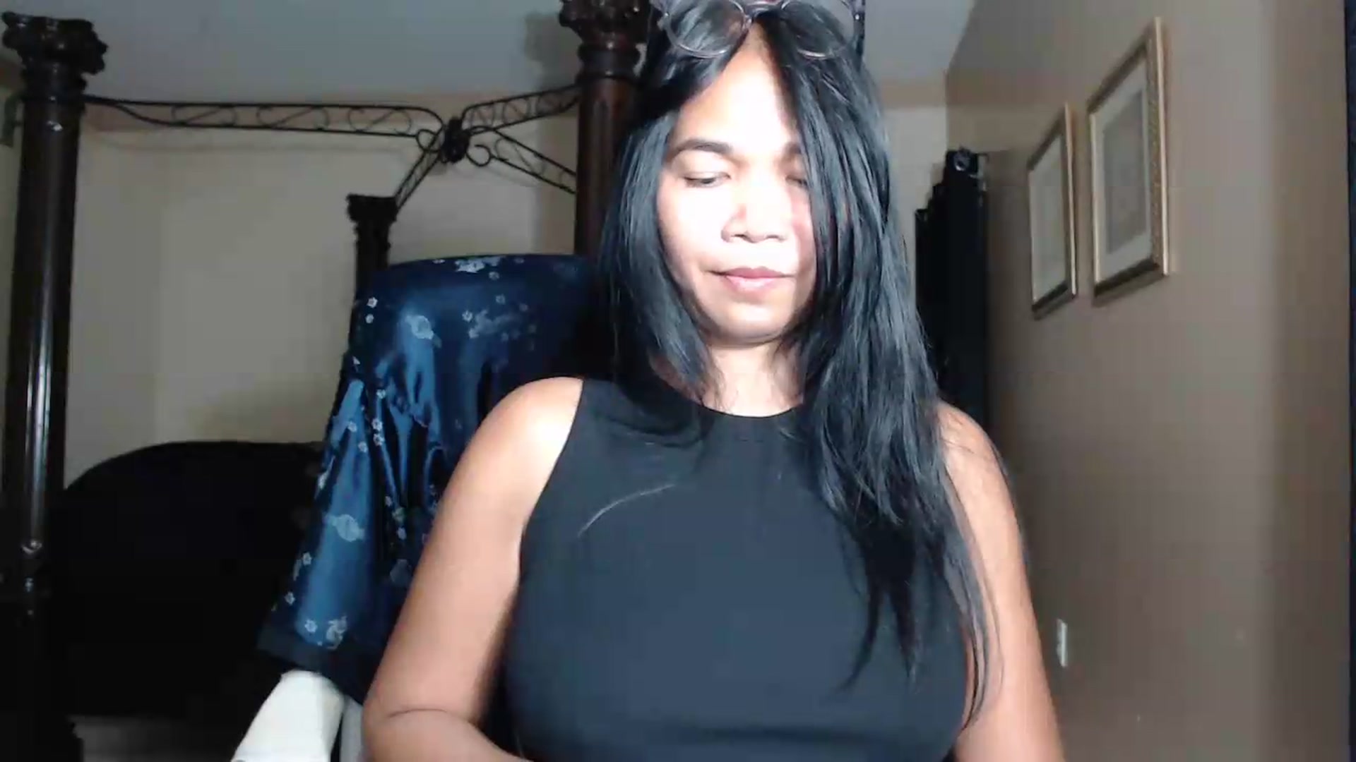 Gallery image thumbnail from Littlekai2030's myfreecams stream on, 06/25/2026, 04:22 image 18 of 20