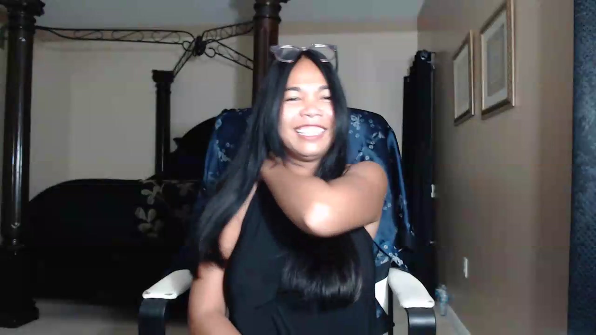Gallery image thumbnail from Littlekai2030's myfreecams stream on, 06/26/2026, 04:14 image 15 of 20
