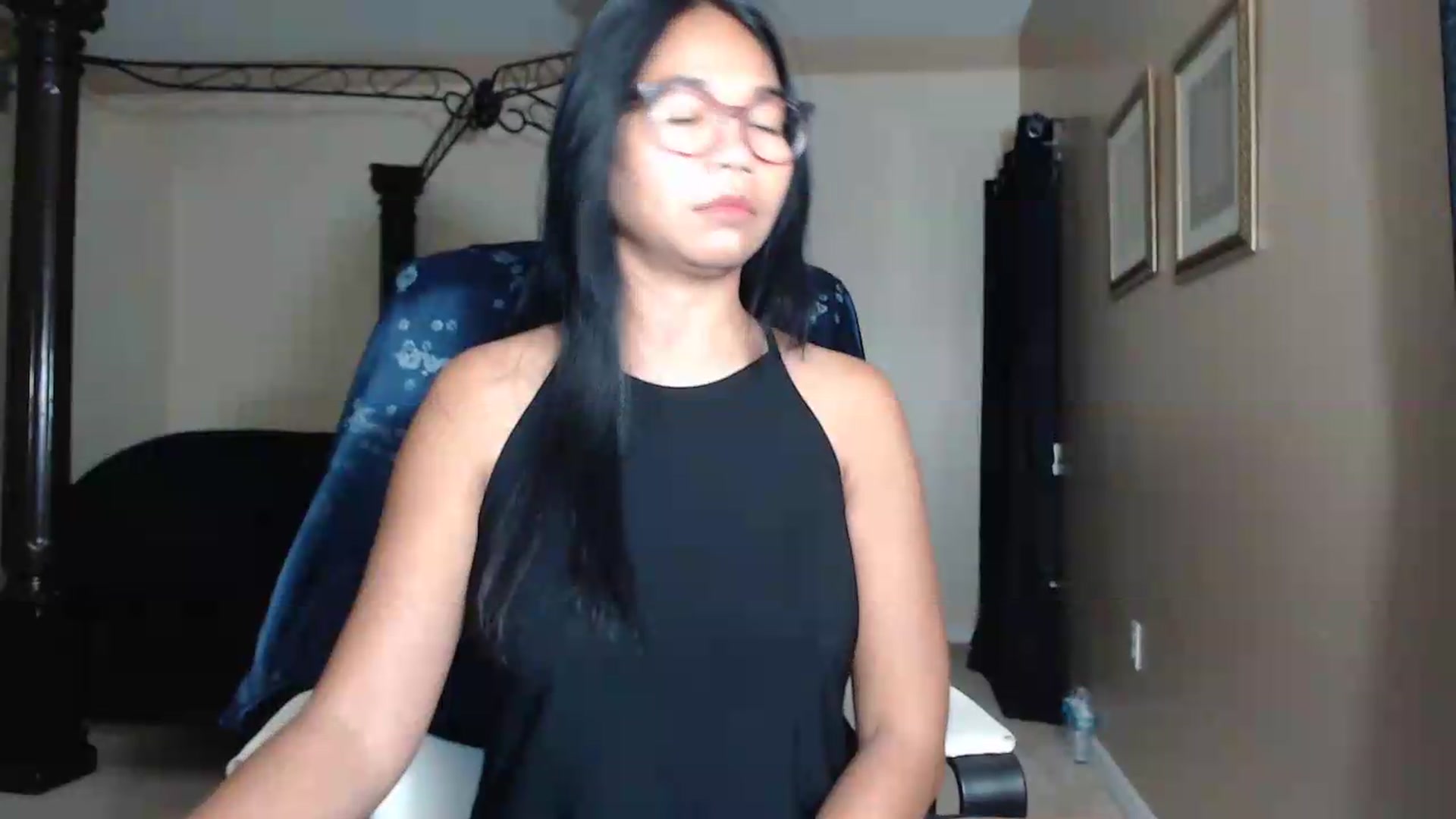 Gallery image thumbnail from Littlekai2030's myfreecams stream on, 06/26/2026, 04:14 image 4 of 20
