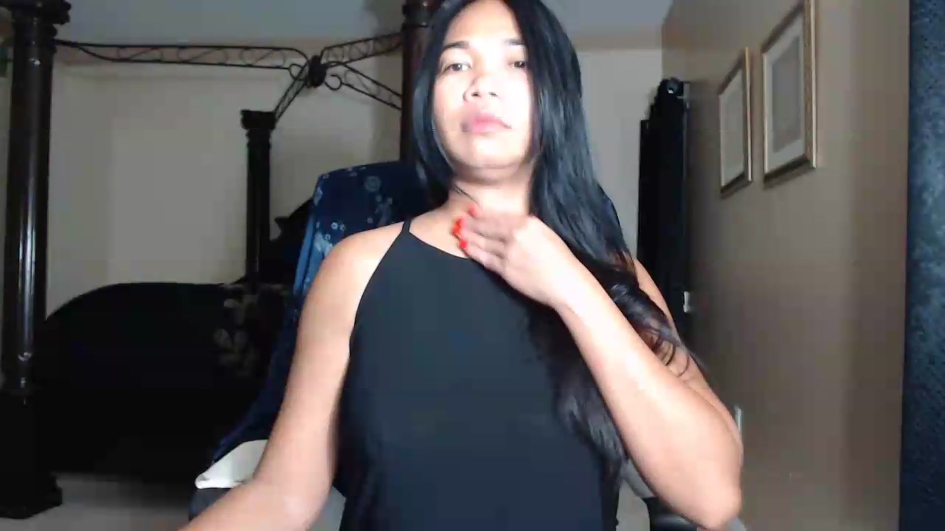 Gallery image thumbnail from Littlekai2030's myfreecams stream on, 06/26/2026, 04:14 image 17 of 20