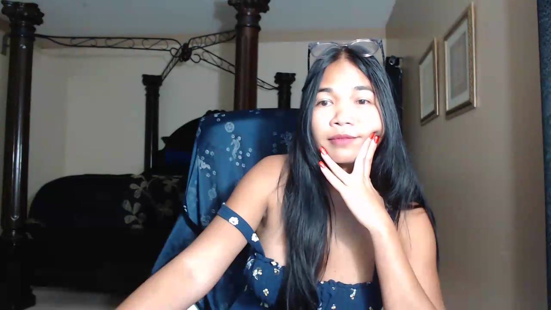 Gallery image thumbnail from Littlekai2030's myfreecams stream on, 06/27/2026, 03:39 image 8 of 20