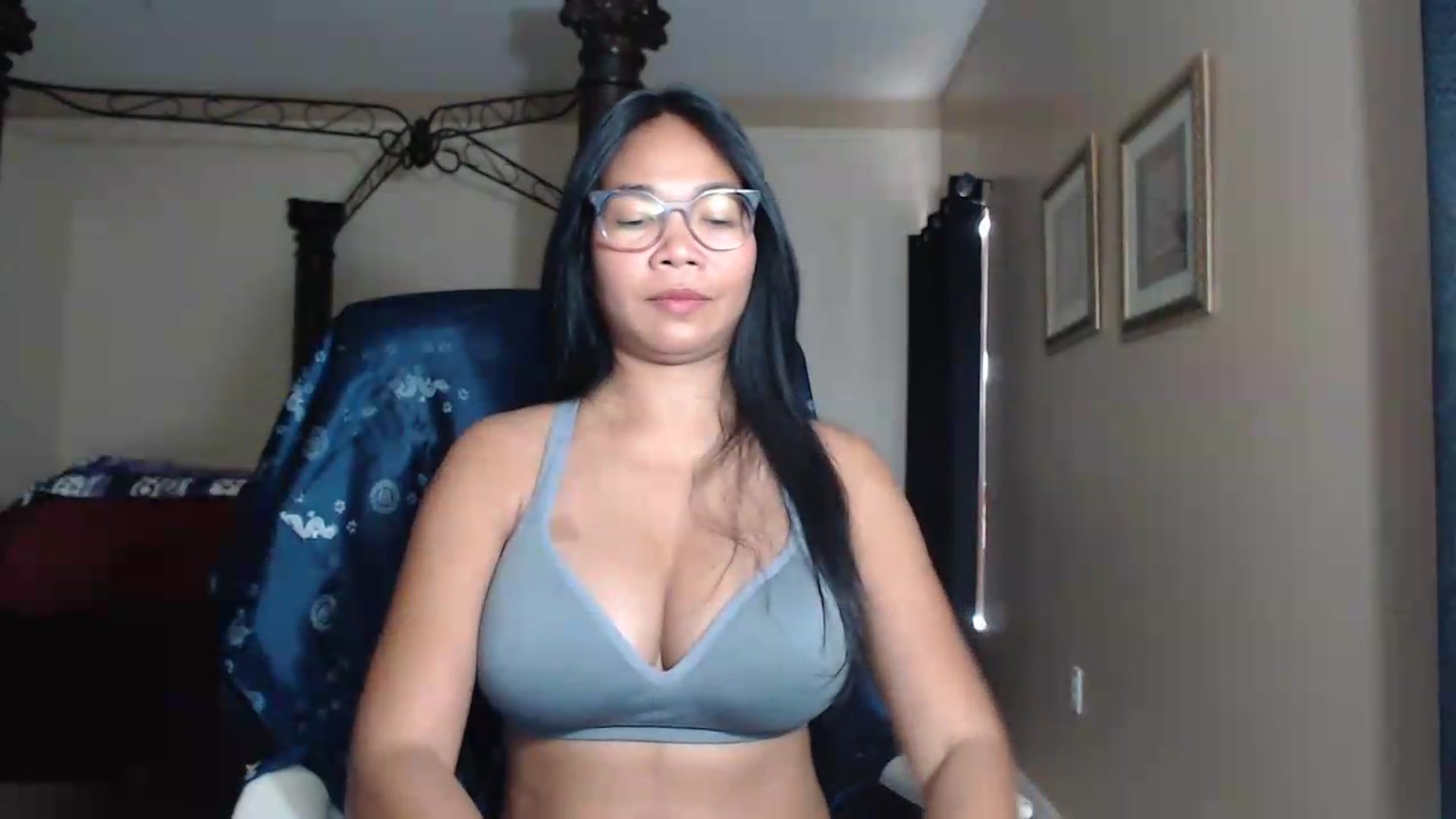 Gallery image thumbnail from Littlekai2030's myfreecams stream on, 06/28/2026, 22:31 image 18 of 20