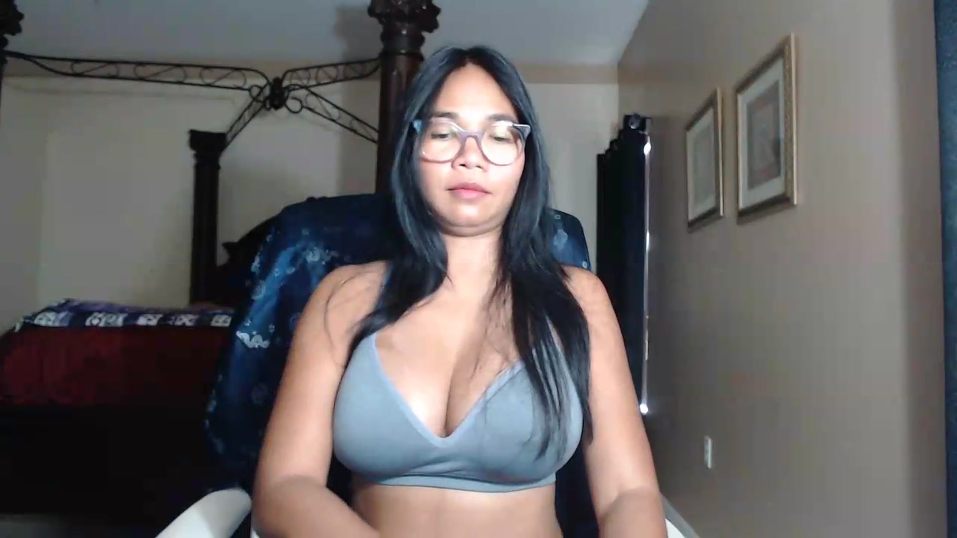 Gallery image thumbnail from Littlekai2030's myfreecams stream on, 06/28/2026, 22:31 image 14 of 20