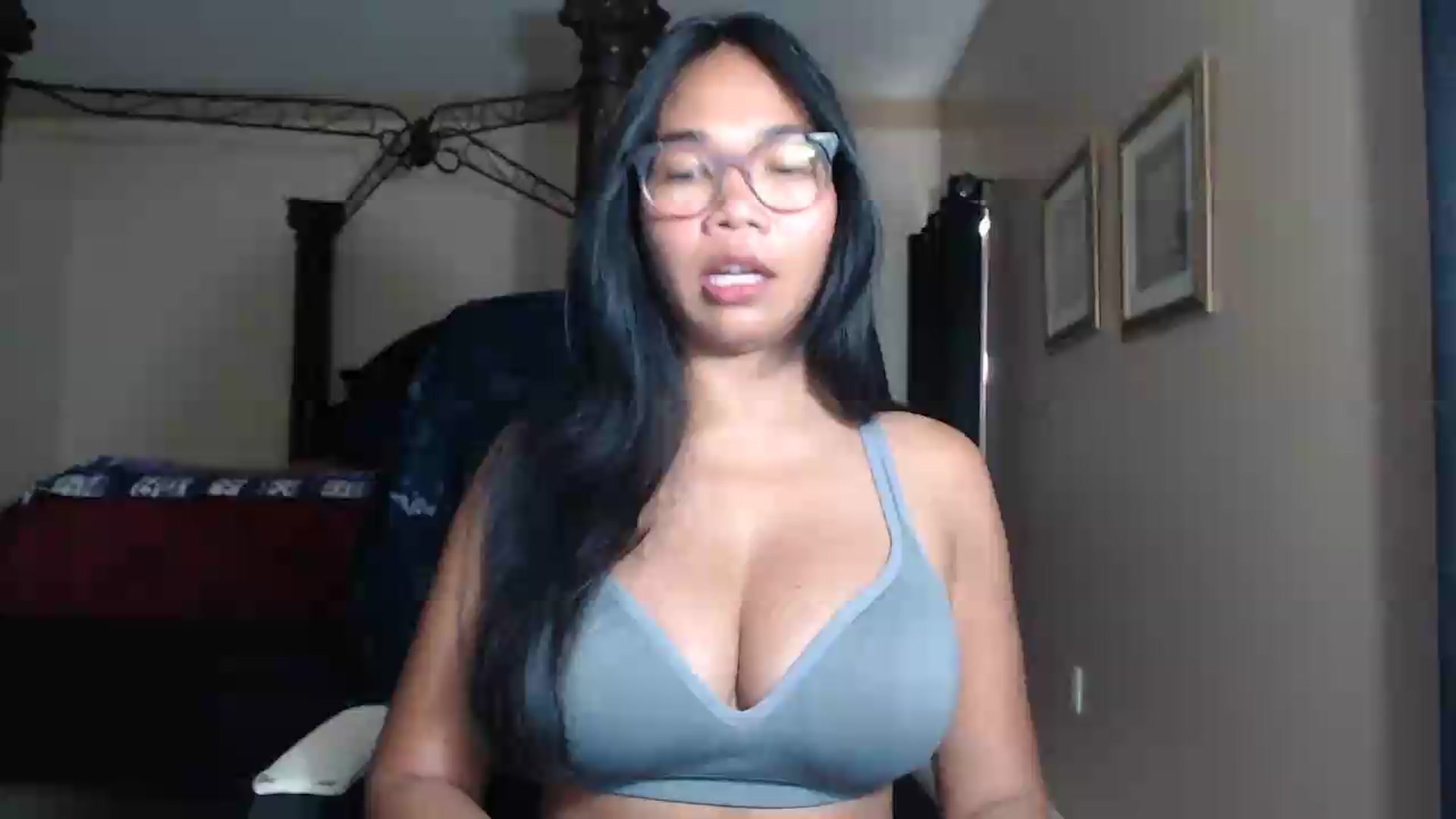 Gallery image thumbnail from Littlekai2030's myfreecams stream on, 06/29/2026, 01:05 image 1 of 20