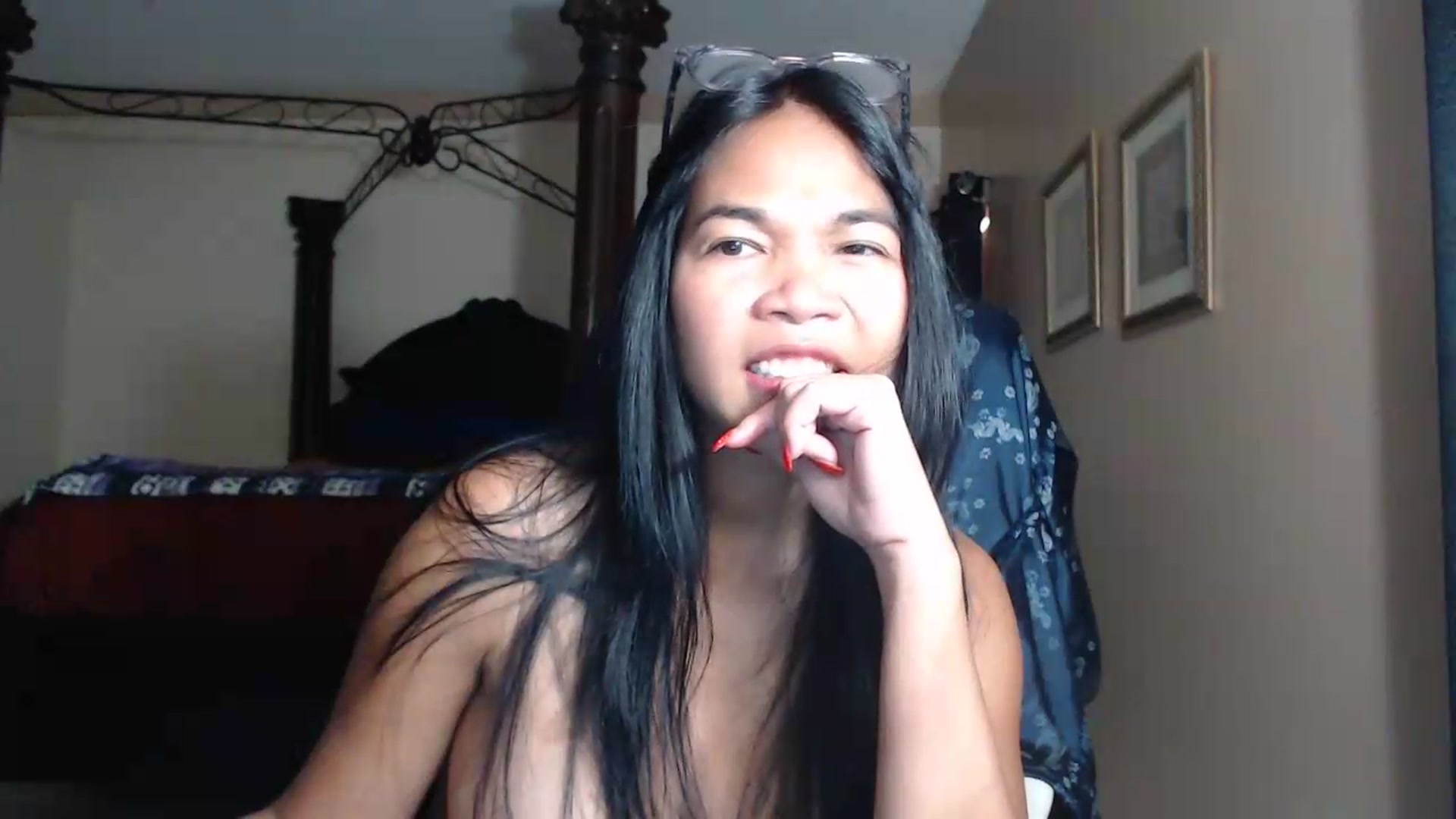 Gallery image thumbnail from Littlekai2030's myfreecams stream on, 06/29/2026, 01:05 image 11 of 20