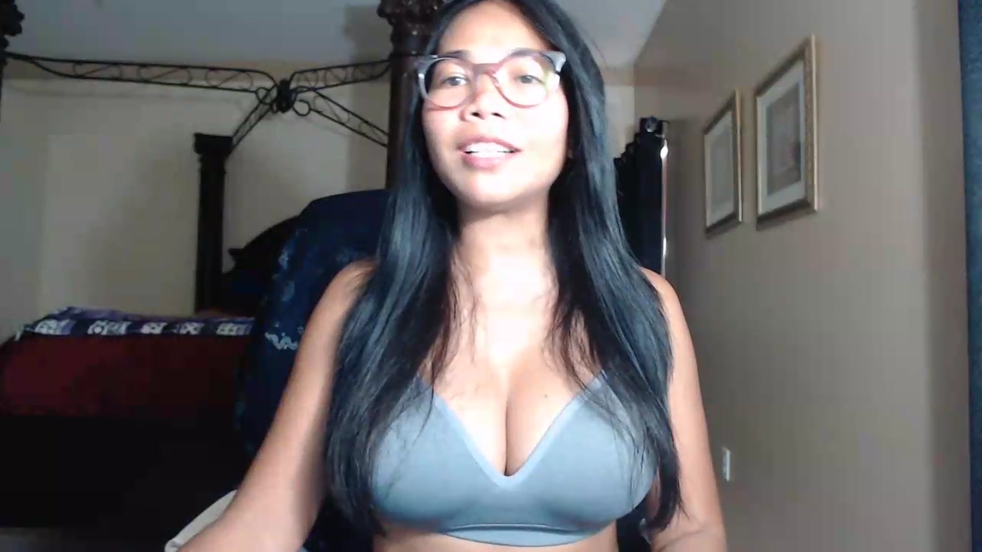 Gallery image thumbnail from Littlekai2030's myfreecams stream on, 06/29/2026, 01:05 image 4 of 20