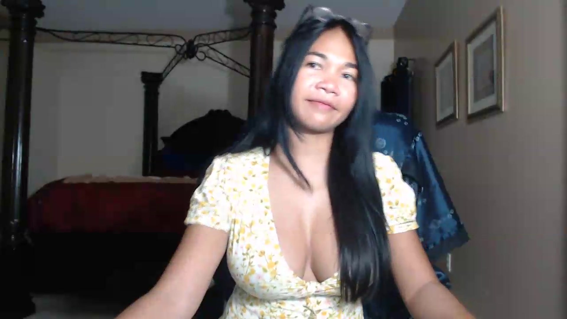 Gallery image thumbnail from Littlekai2030's myfreecams stream on, 07/03/2026, 02:29 image 14 of 20